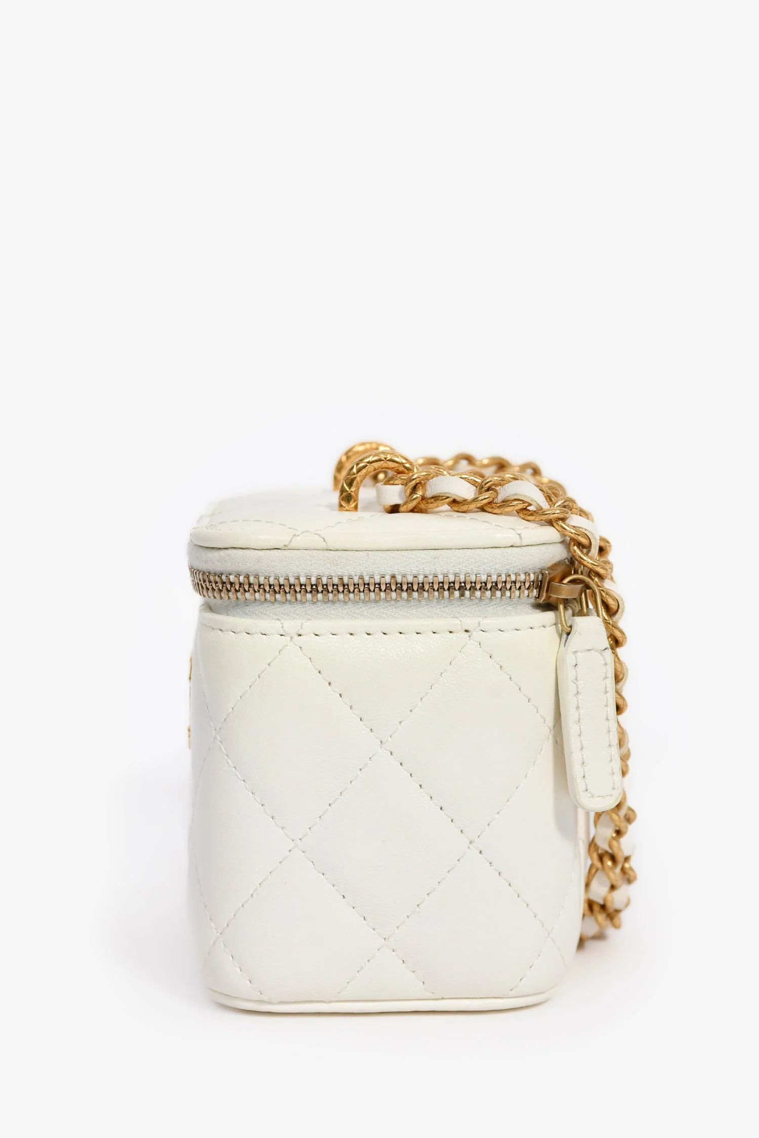 Pre-Loved Chanel™ 2022 White Lambskin Mini Vanity On Chain - Image 4