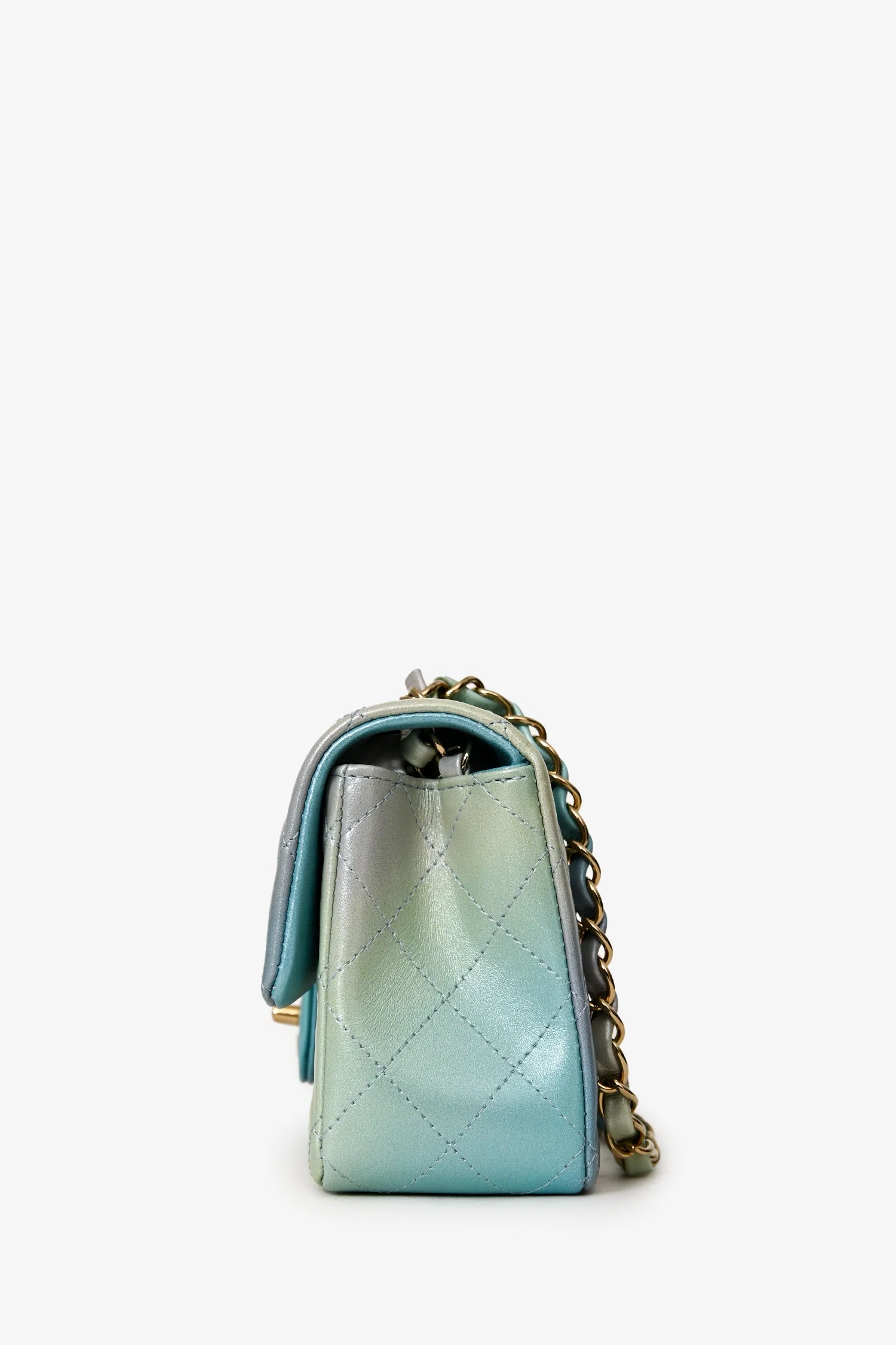 Pre-Loved Chanel™ 2024 Iridescent Ombre Lambskin Mini Rectangular Flap Bag - Image 4