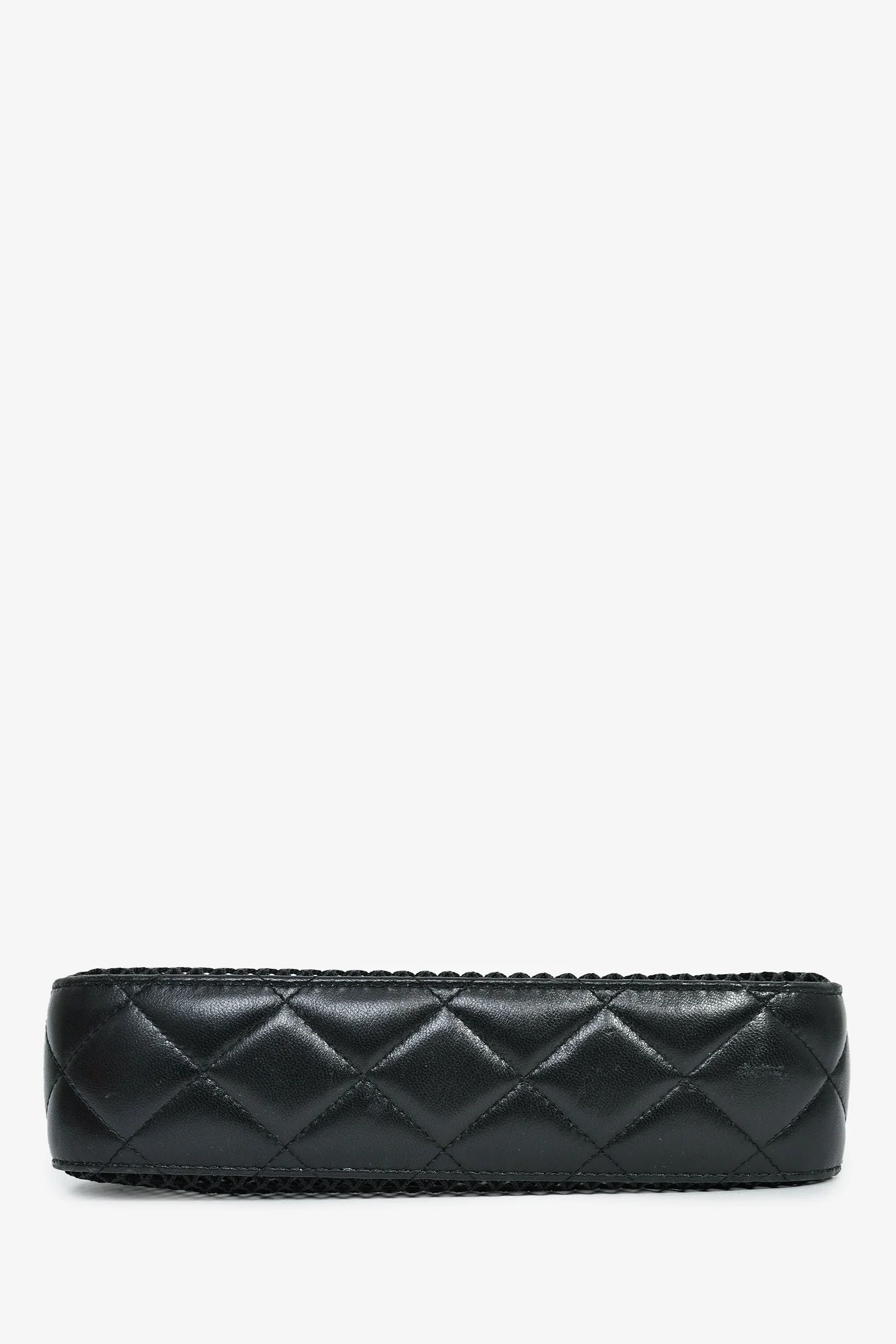 Pre-Loved Chanel™ 2025 Black Mesh Shiny Lambskin Chain Clutch with Pouch - Image 5