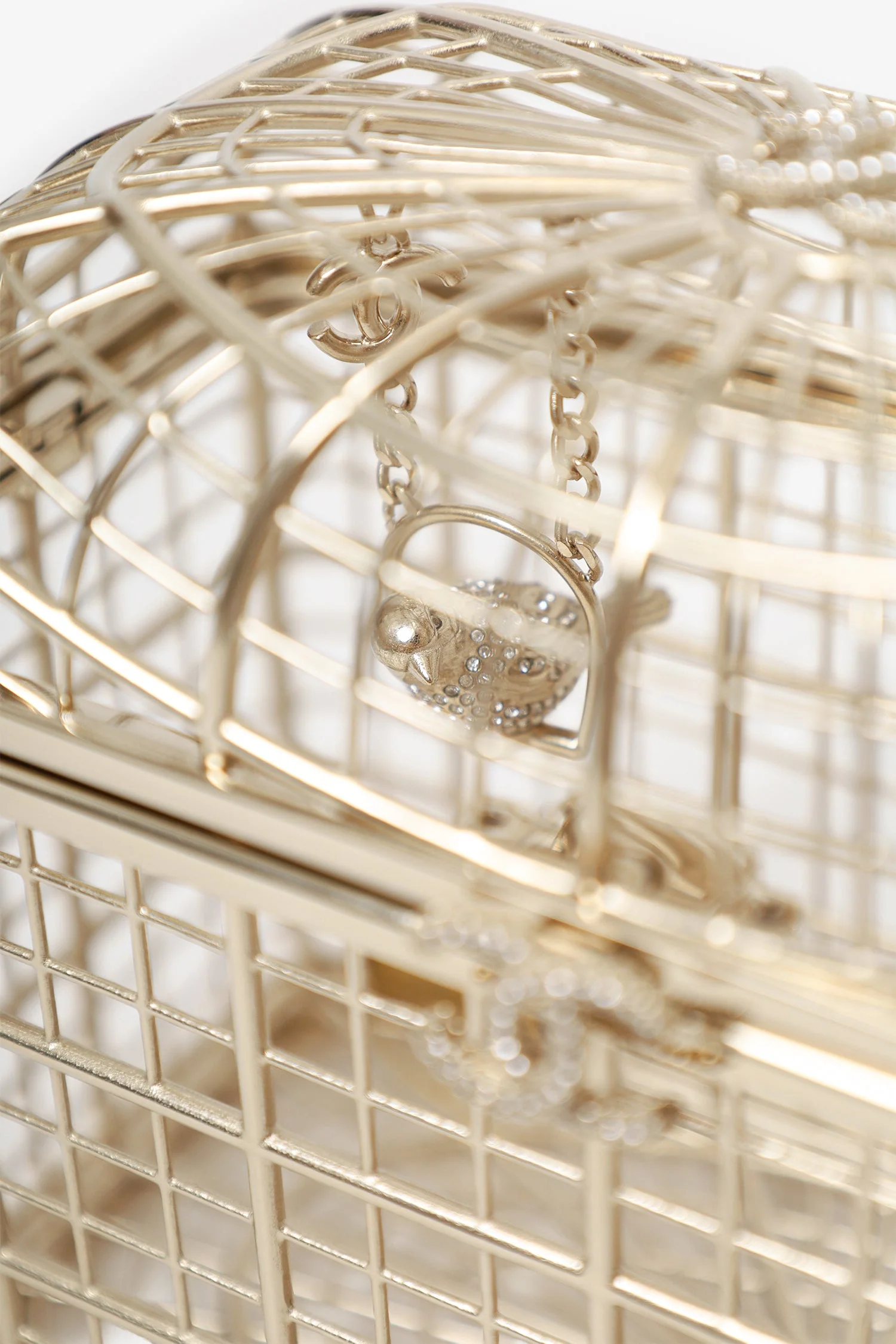 Pre-Loved Chanel™ 2025 S/S Runway Gold Toned Metal Crystal Strass 'Bird Cage Minaudière' Bag - Image 11