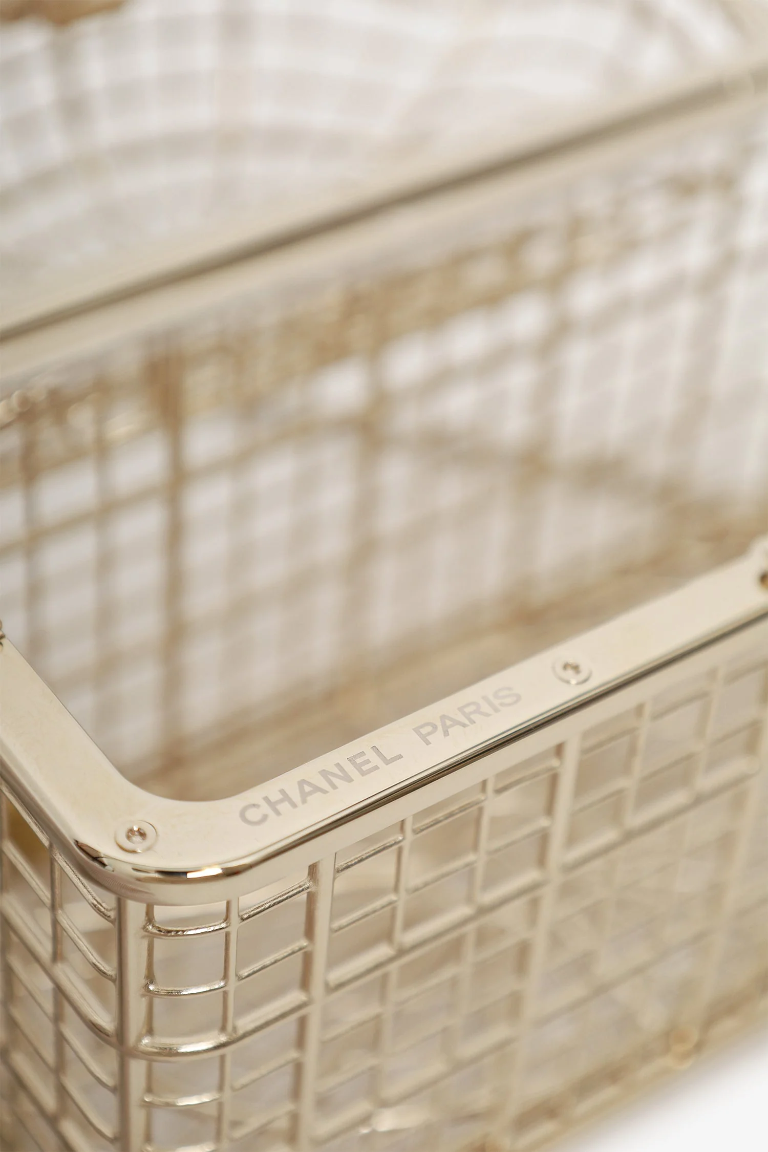 Pre-Loved Chanel™ 2025 S/S Runway Gold Toned Metal Crystal Strass 'Bird Cage Minaudière' Bag - Image 12