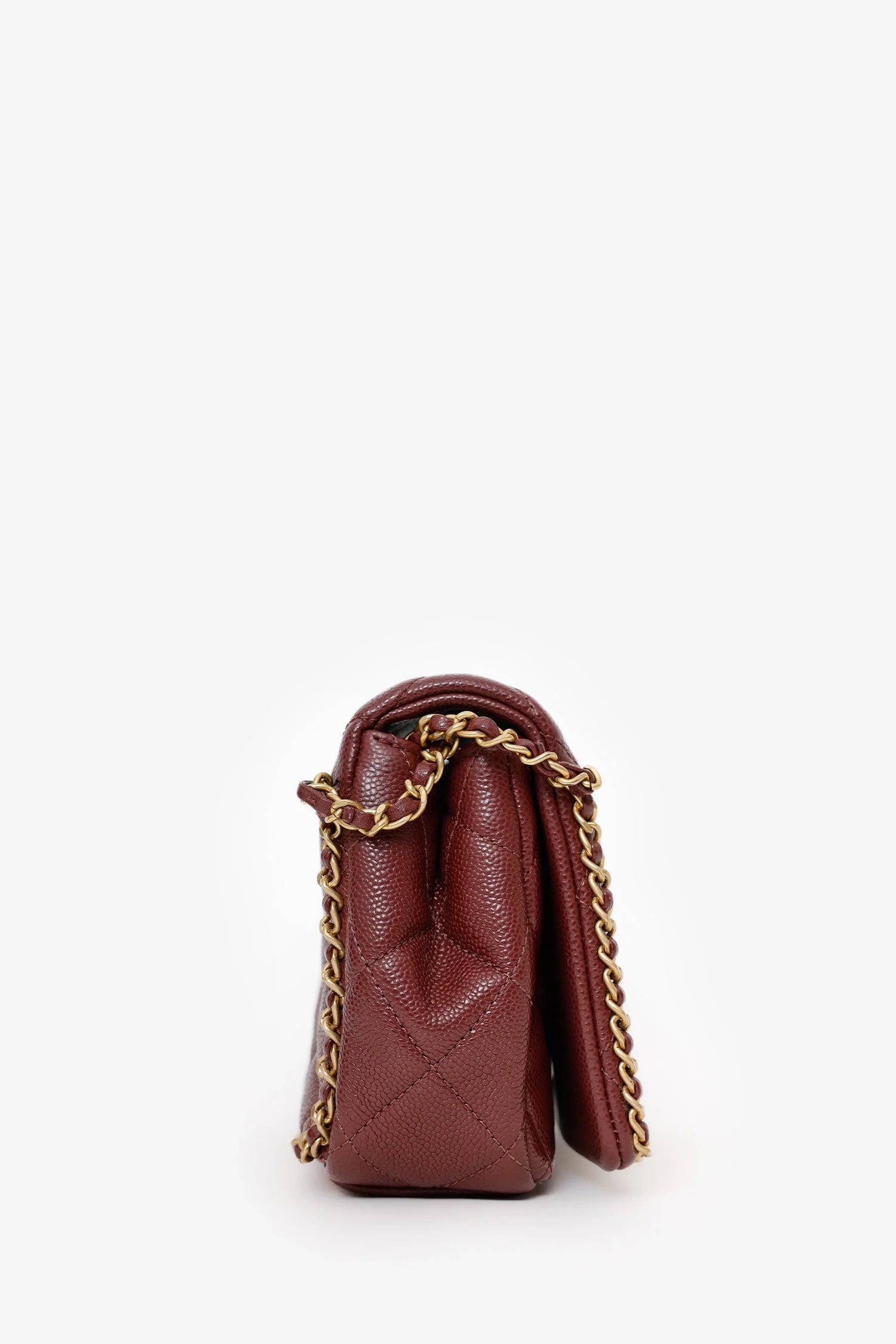 Pre-Loved Chanel™ 22B Burgundy Caviar Never Ending Chain Flap Bag - Image 4