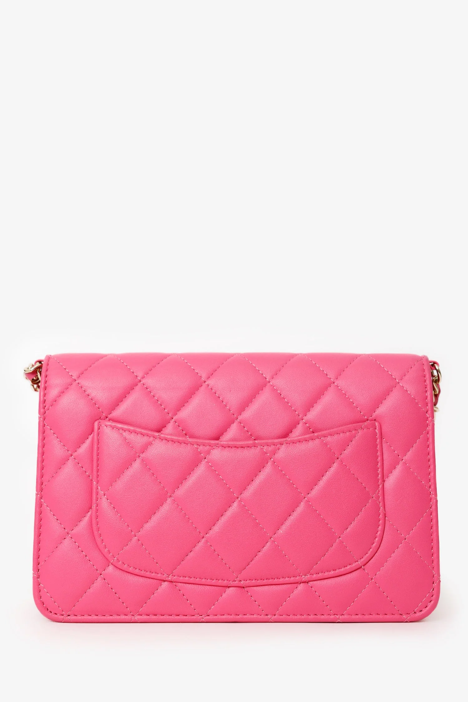 Pre-Loved Chanel™ 22P Pink Quilted Lambskin Pearl Wallet on Chain - Image 2
