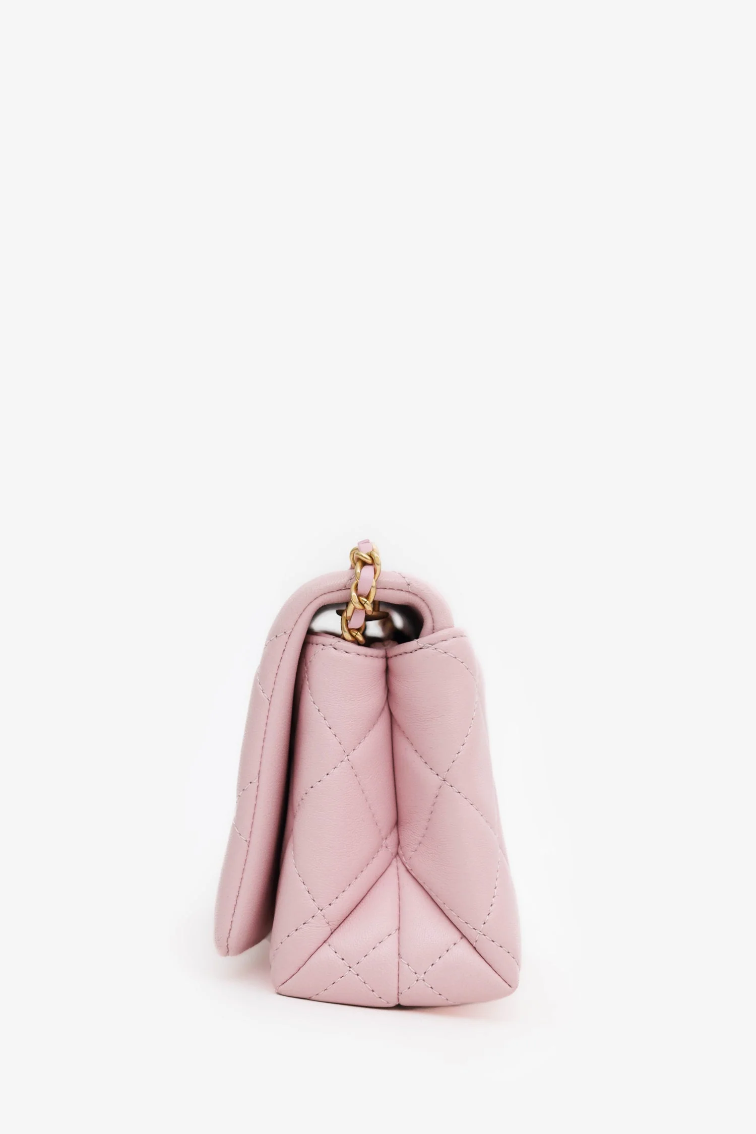 Chanel™ 24A Light Pink Quilted Lambskin Small CC Enamel Flap Bag (Pre-Loved) - Image 3