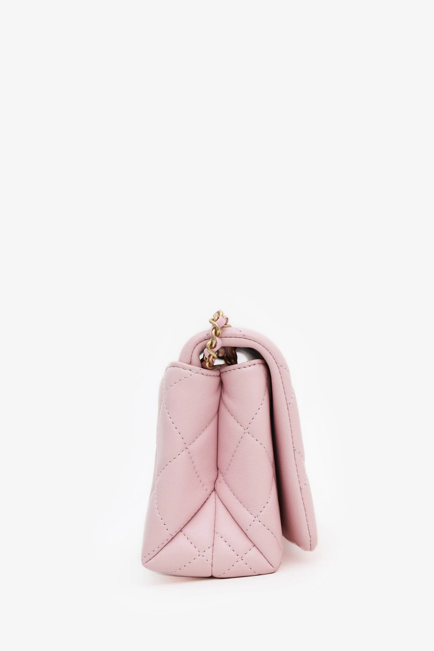 Chanel™ 24A Light Pink Quilted Lambskin Small CC Enamel Flap Bag (Pre-Loved) - Image 4