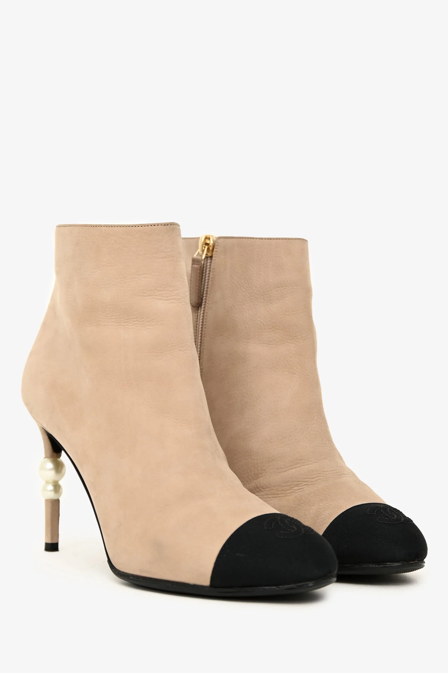 Pre-Loved Chanel Beige Black CC Cap Toe Pearl Heel Boots Size 39 - Image 2