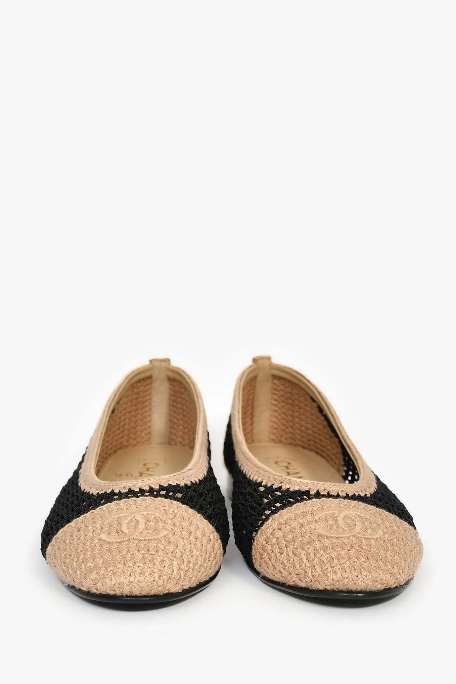 Pre-Loved Chanel™ Beige/Black Crochet Ballet Flats Size 38C - Image 3