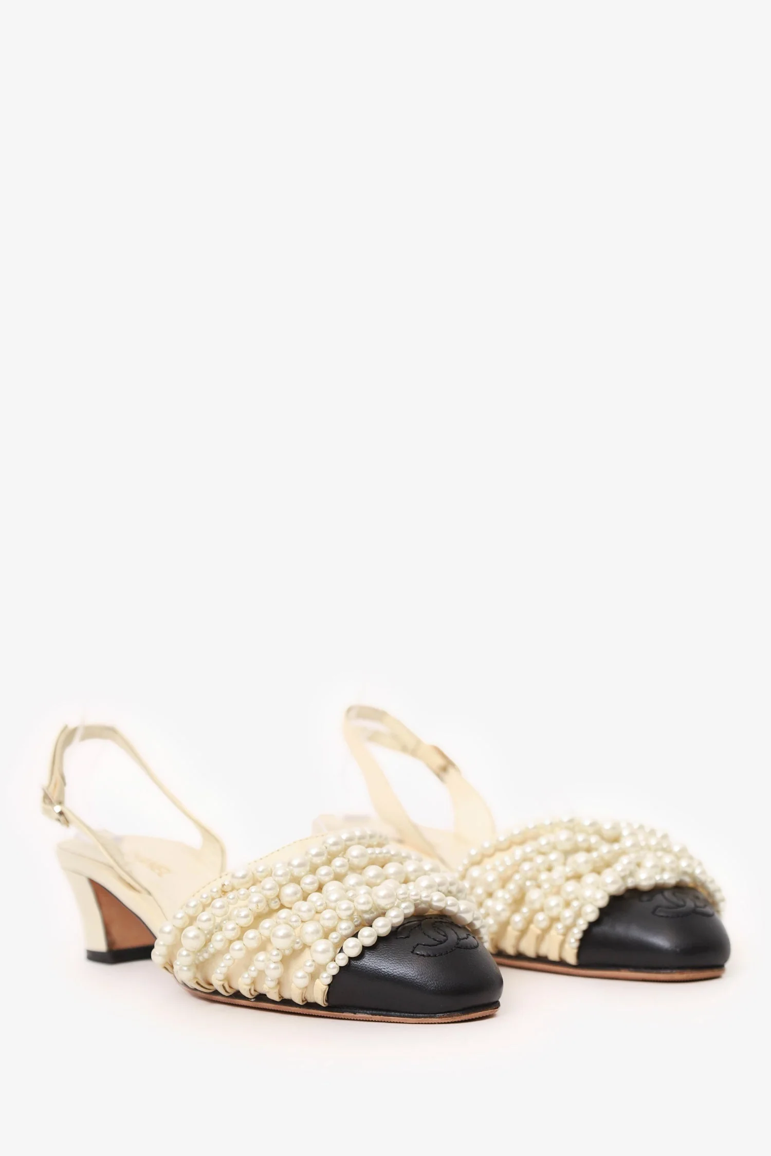 Pre-Loved Chanel™ Beige/Black Leather Pearl Embellished CC Ankle Strap Pumps Size 36 - Image 2