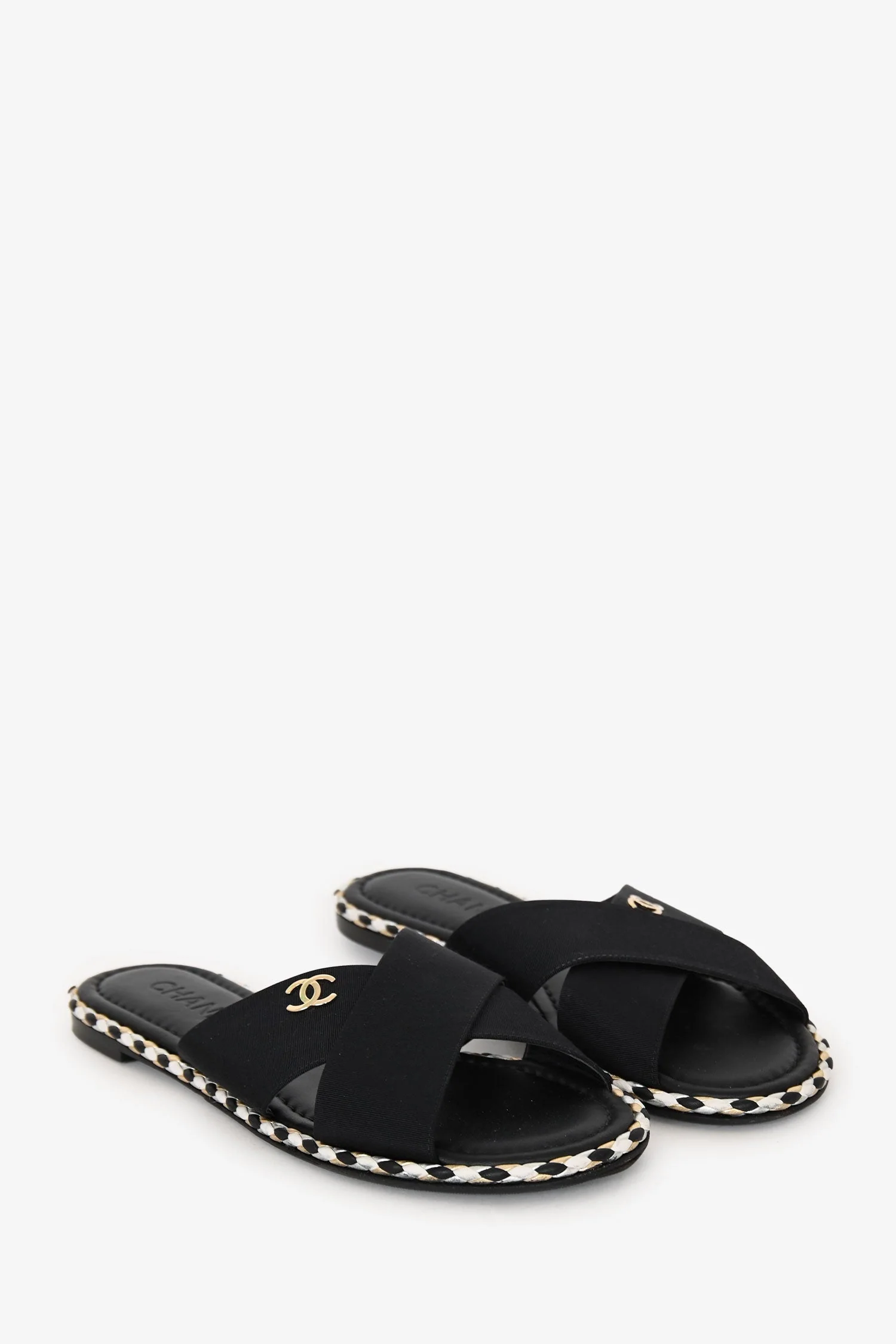 Pre-Loved Chanel™ Black Canvas/Leather Braided Trim CC Logo Slides Size 39C - Image 2
