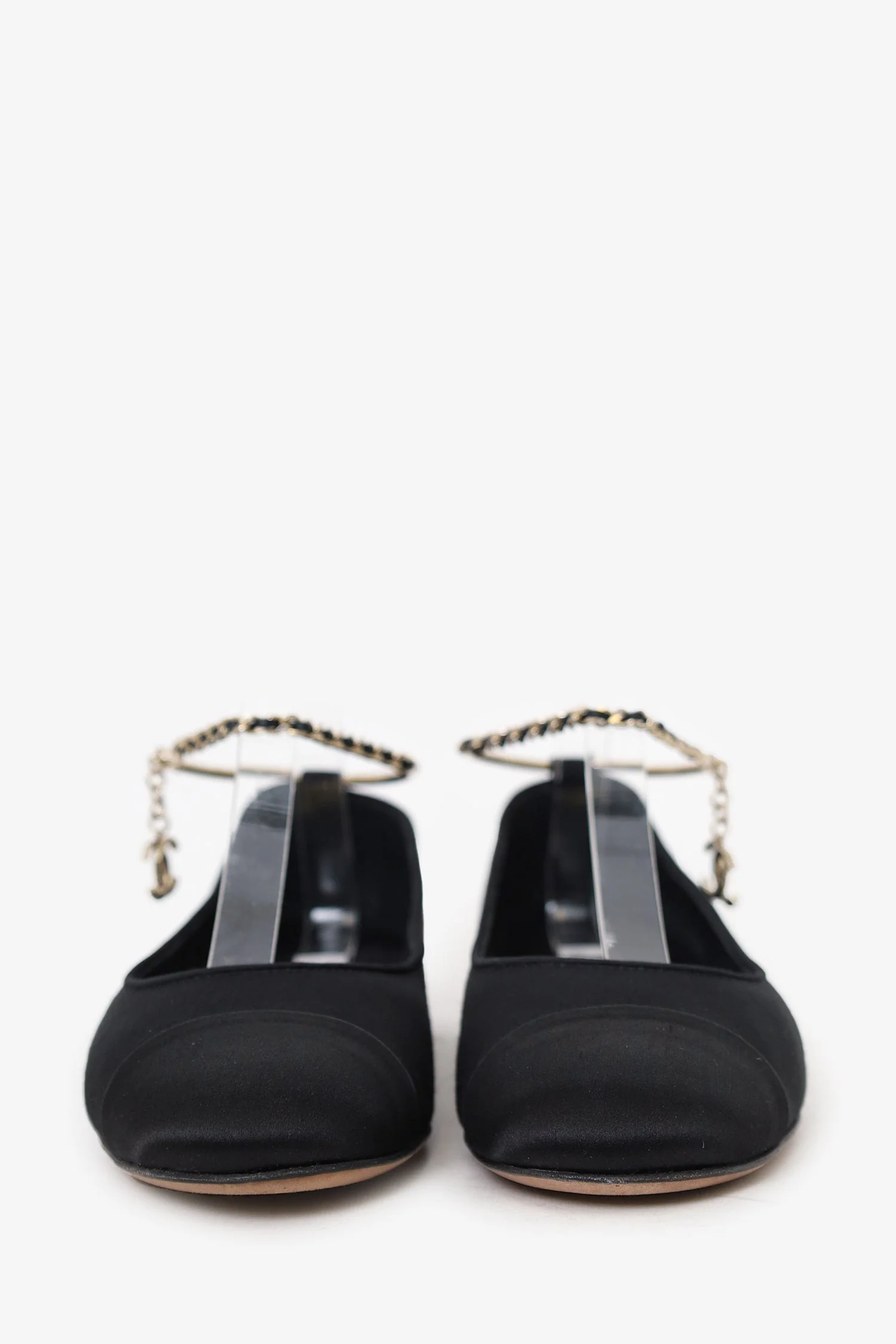 Pre-Loved Chanel™ Black Cap Toe Ankle 'CC' Chain Strap Ballet Flats Size 37 - Image 3