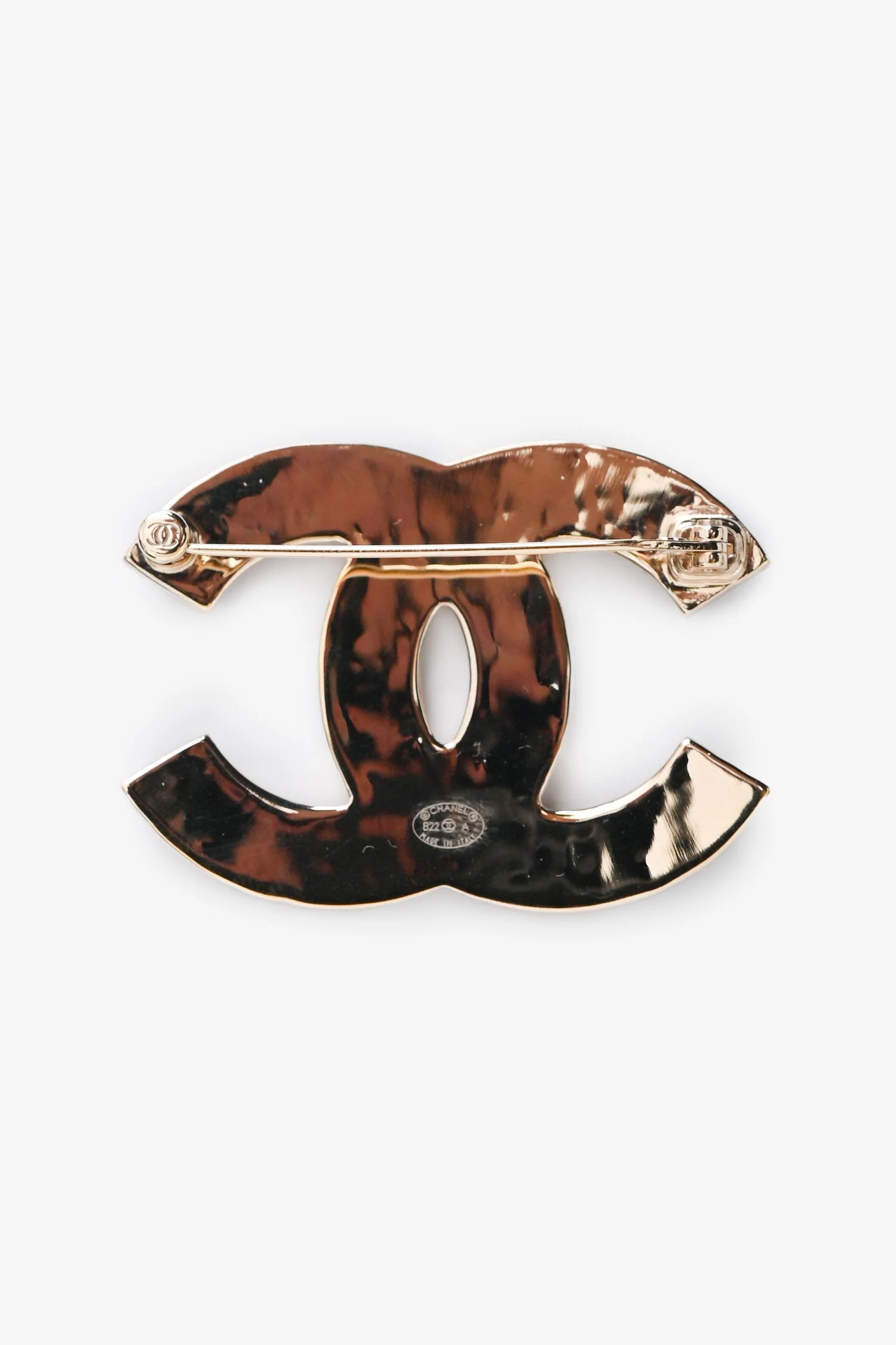 Chanel™ Black Enamel CC Brooch - Image 2