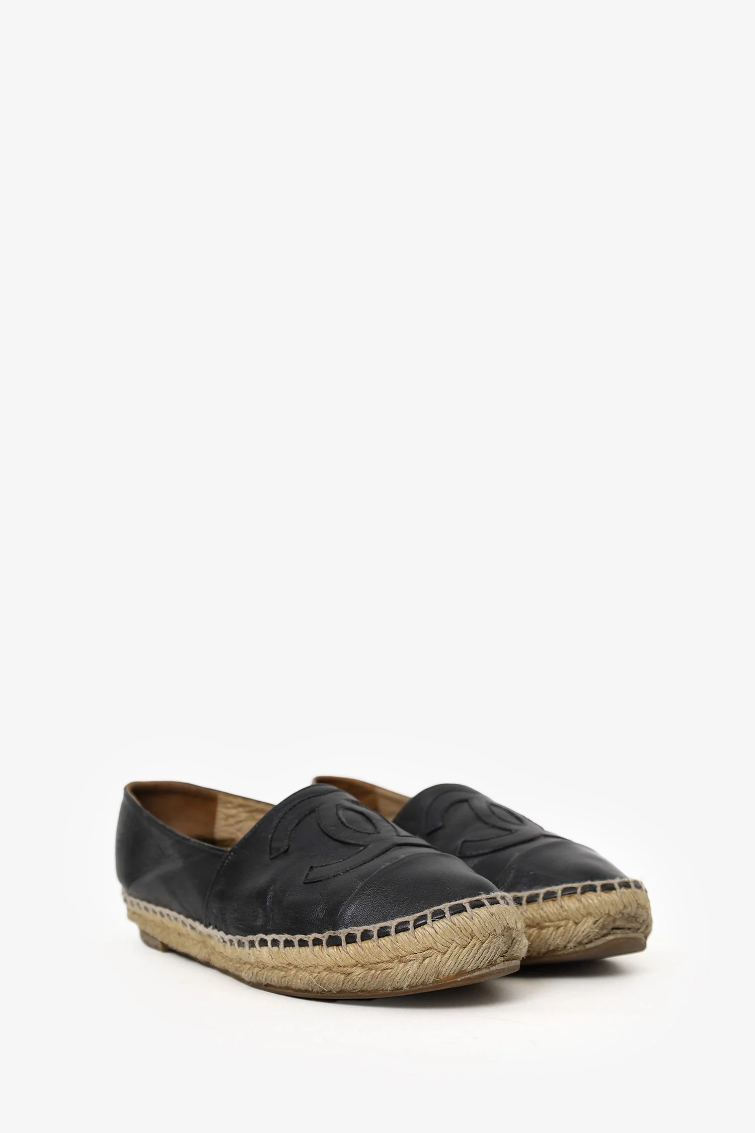 Pre-Loved Chanel Black Lambskin Espadrilles Size 36 - Image 2