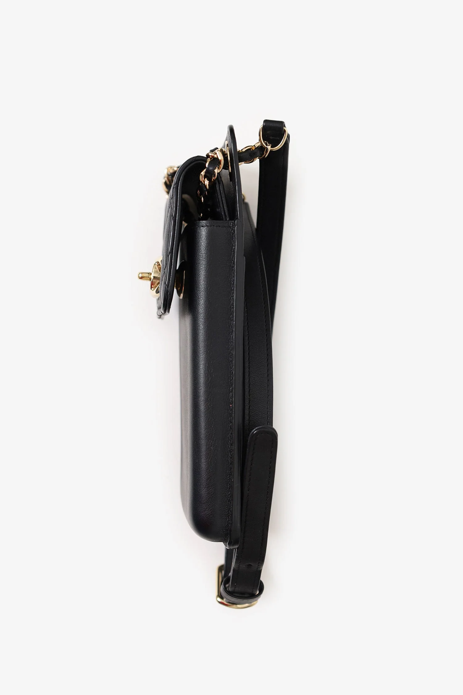 Pre-Loved Chanel™ Black Lambskin Matelasse Phone Holder Shoulder Bag - Image 4