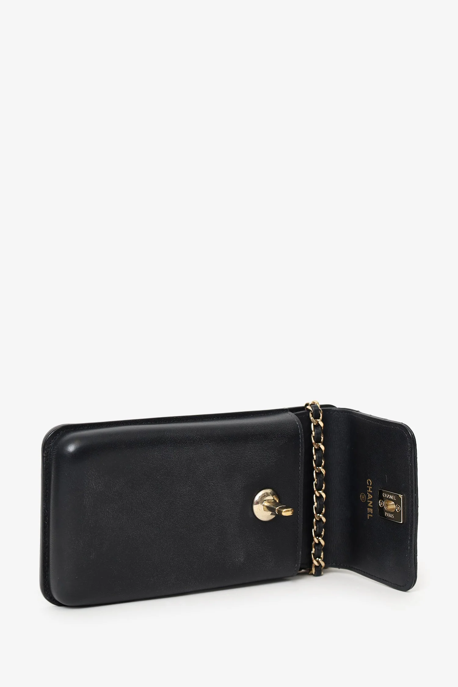Pre-Loved Chanel™ Black Lambskin Matelasse Phone Holder Shoulder Bag - Image 6