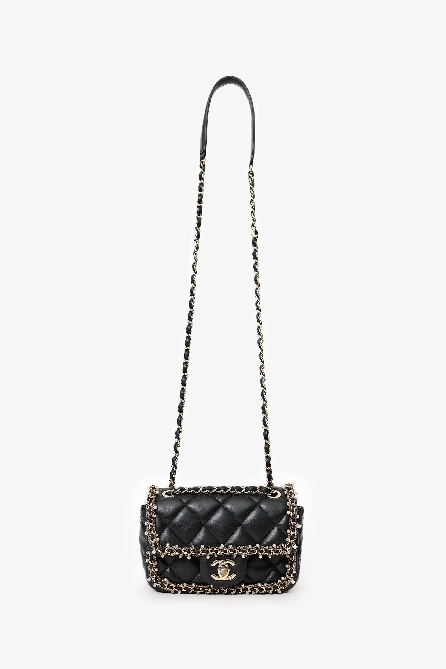 Pre-Loved Chanel™ Black Lambskin Pearl Chain Around Square Flap Bag - Image 7