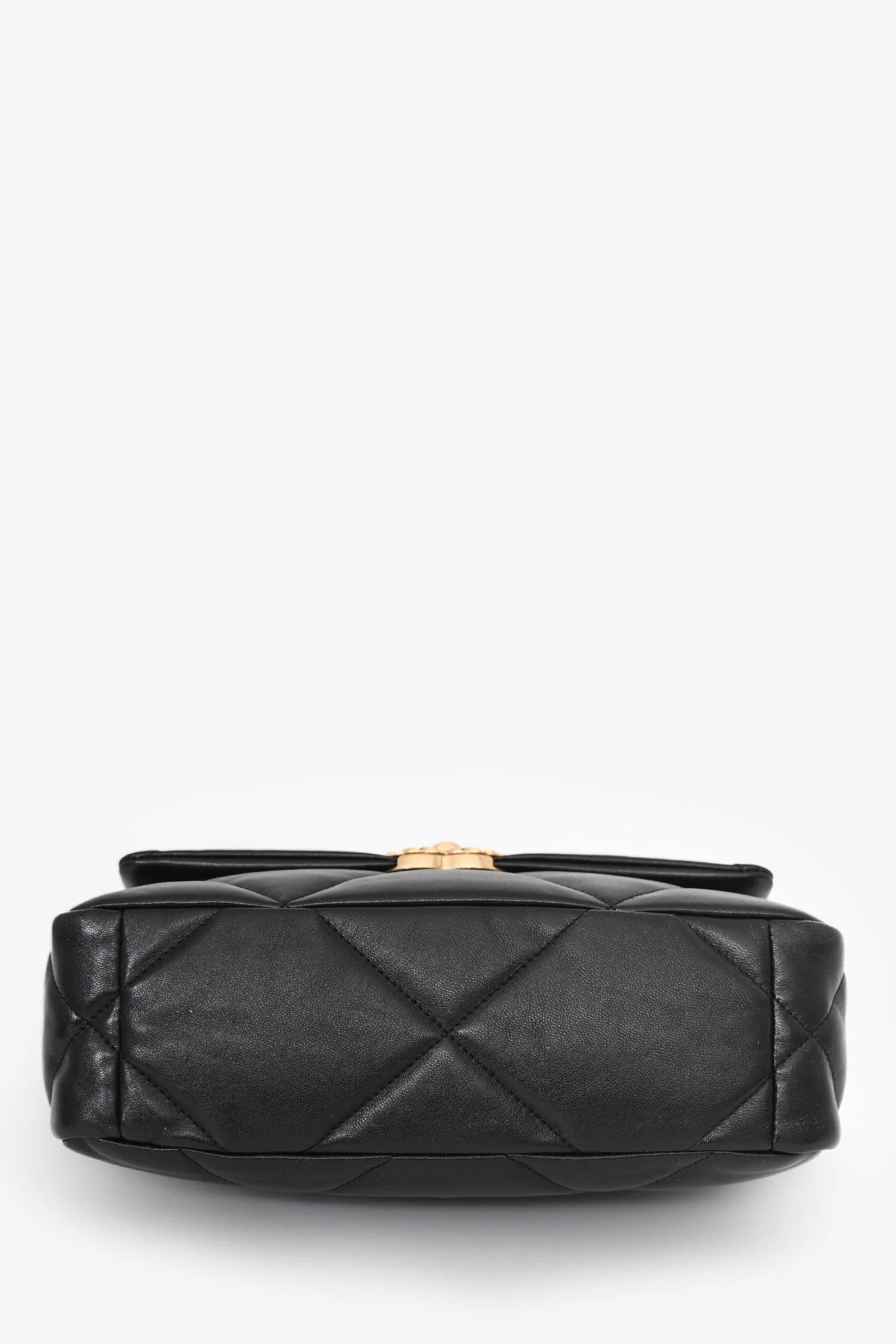 Pre-Loved Chanel™ Black Lambskin Small 19 Flap Bag - Image 5