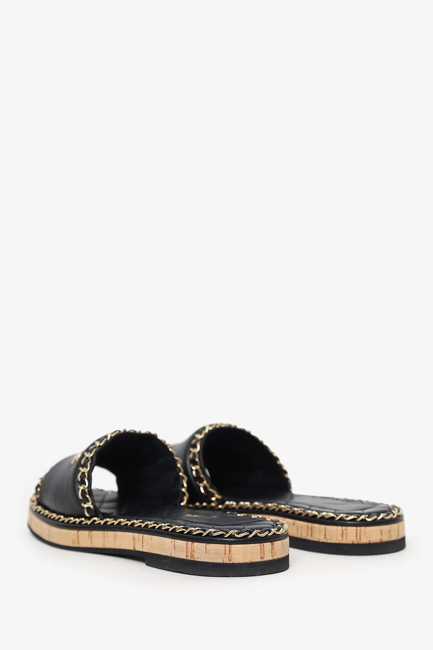 Pre-Loved Chanel™ Black Leather CC Chain Detail Sandals Size 37 - Image 4