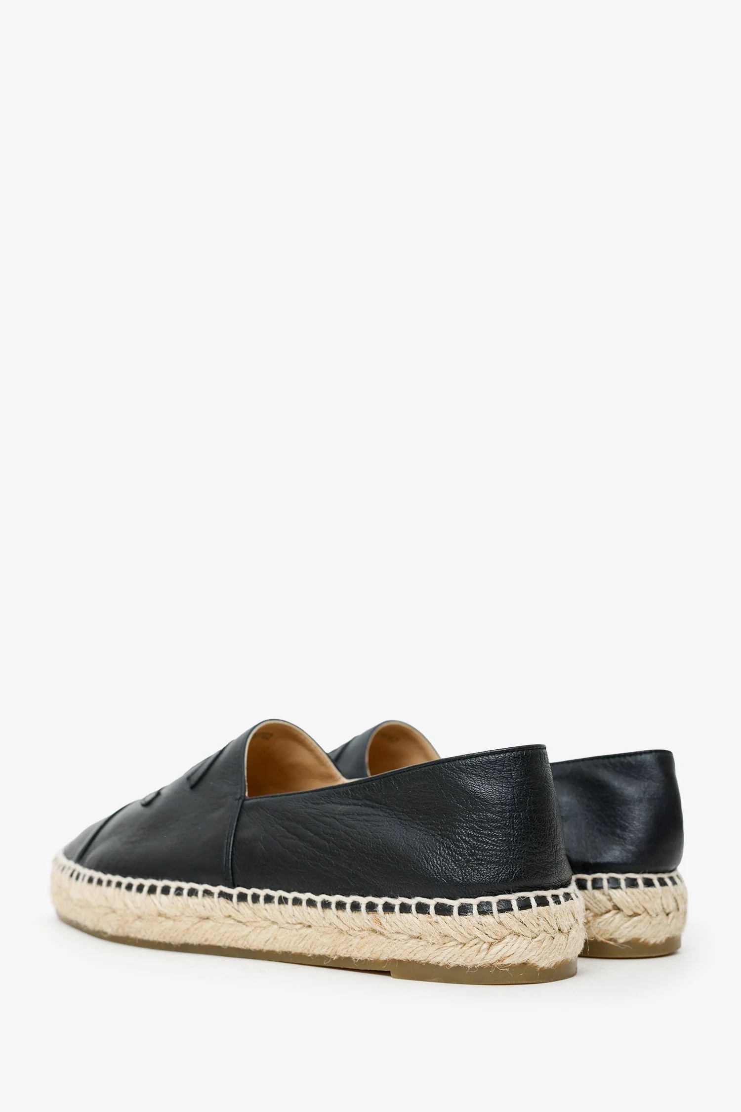 Pre-Loved Chanel™ Black Leather CC Espadrille Flats Size 40 - Image 4