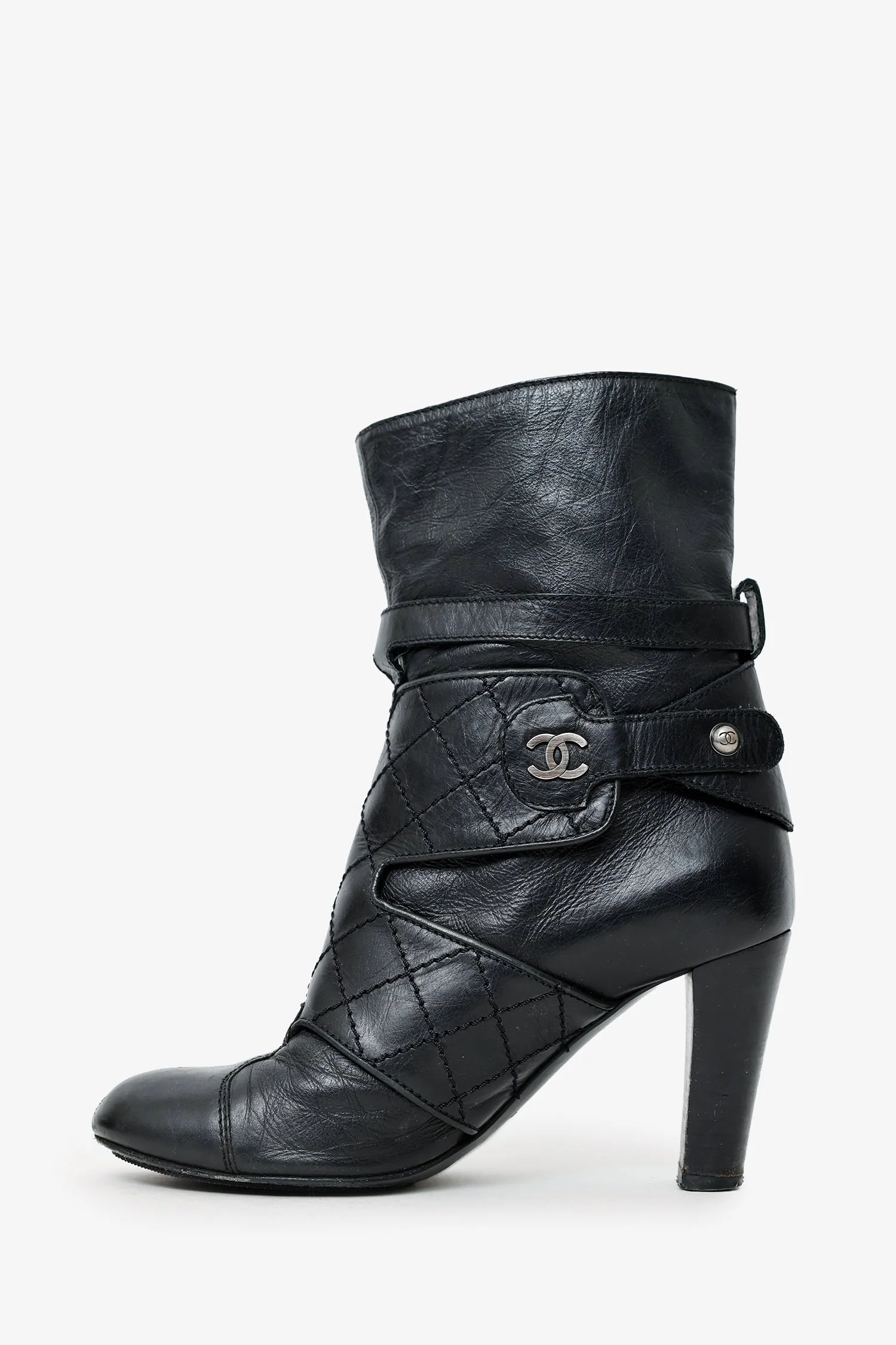 Pre-Loved Chanel™ Black Leather CC Moto Booties Size 35 - Image 4