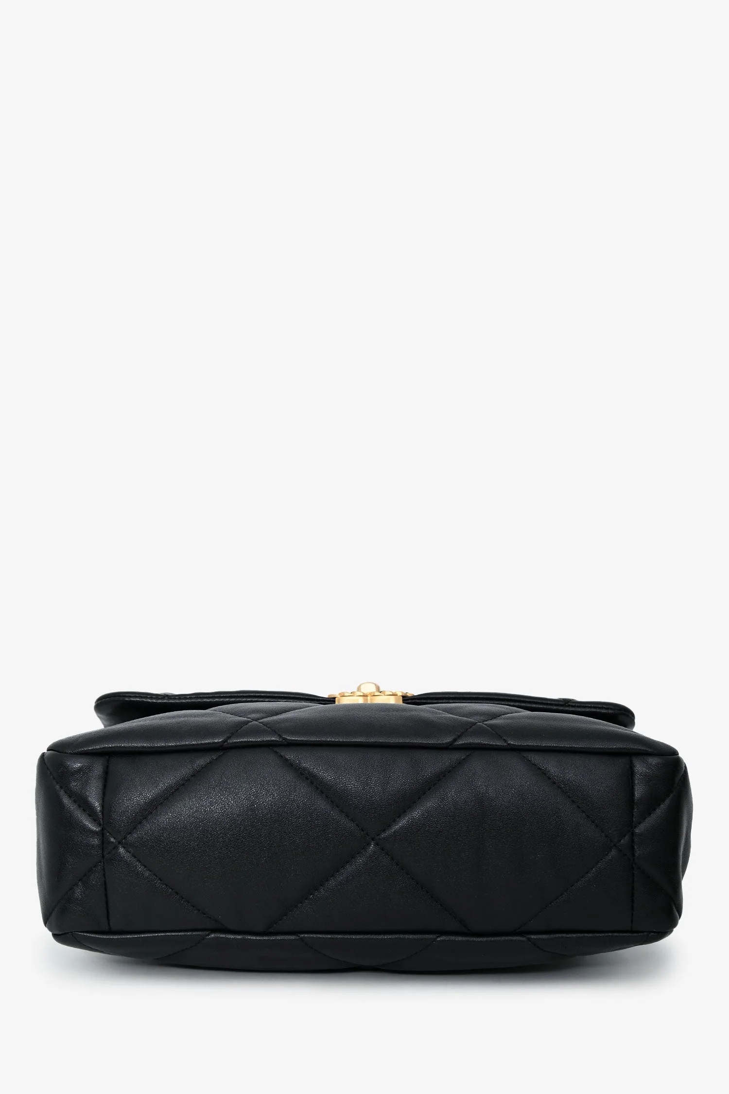 Pre-Loved Chanel™ Black Leather Chanel 19 Medium Flap Bag - Image 5