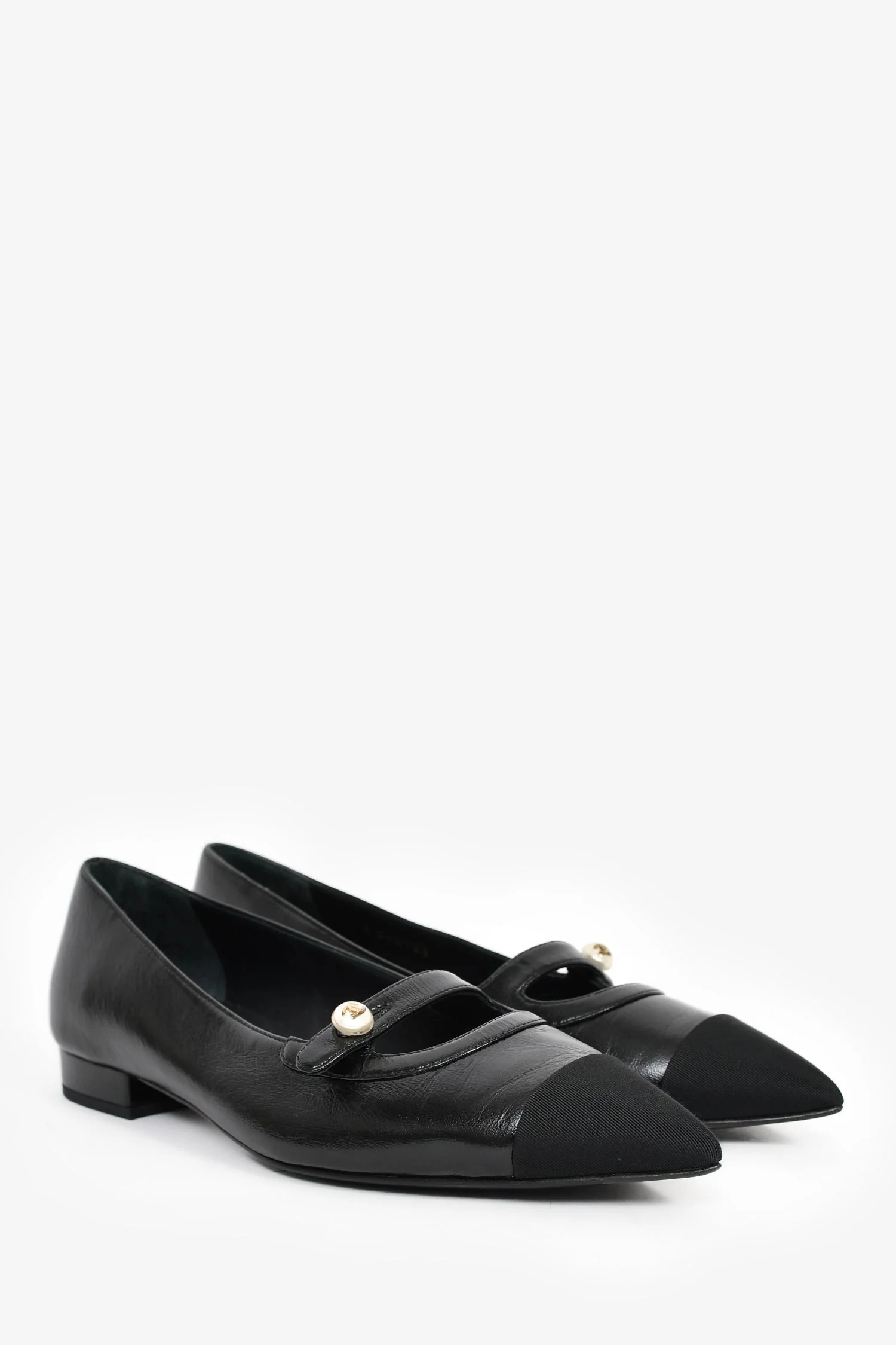 Pre-Loved Chanel™ Black Leather Pearl CC Pointy Mary Jane Flats Size 37.5 - Image 2