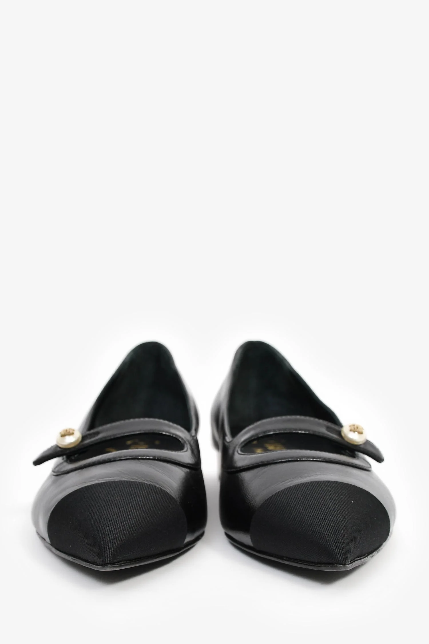 Pre-Loved Chanel™ Black Leather Pearl CC Pointy Mary Jane Flats Size 37.5 - Image 3