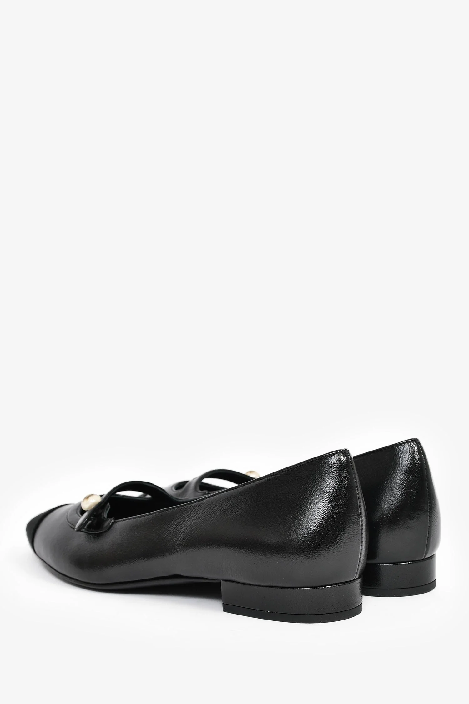 Pre-Loved Chanel™ Black Leather Pearl CC Pointy Mary Jane Flats Size 37.5 - Image 5