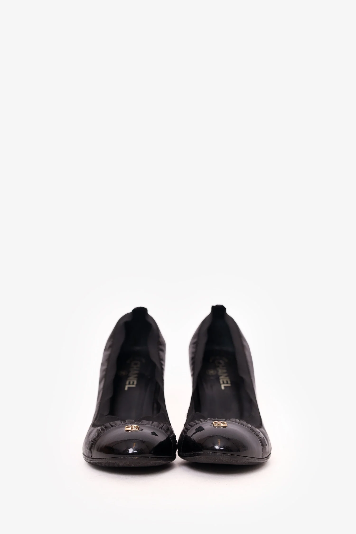 Pre-Loved Chanel™ Black Leather Ruffle Toe Cap Heels Size 40.5 - Image 3
