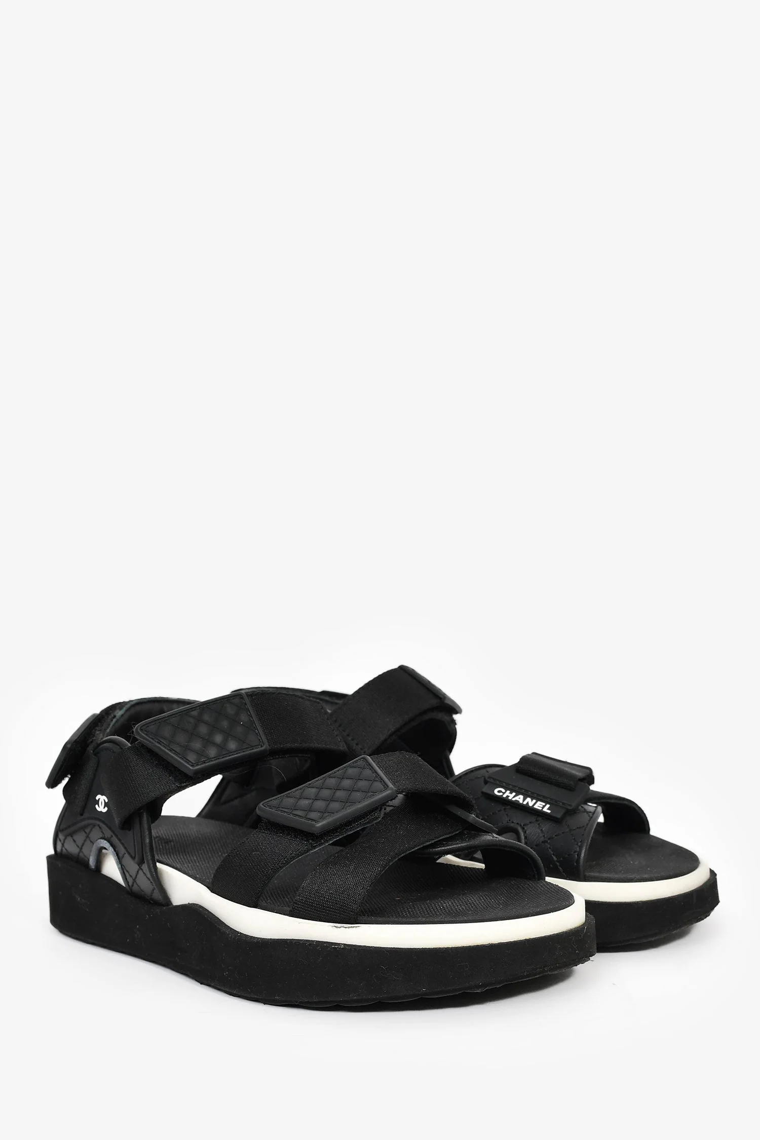 Pre-Loved Chanel™ Black Leather Sport Sandals Size 37 - Image 2