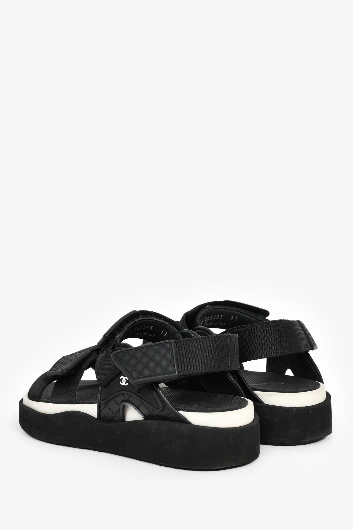 Pre-Loved Chanel™ Black Leather Sport Sandals Size 37 - Image 5