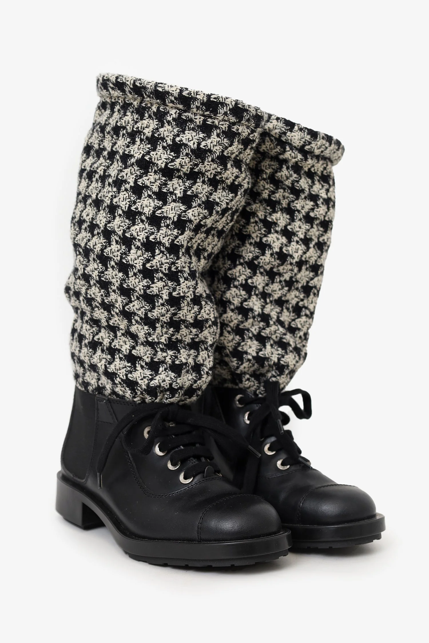 Pre-Loved Chanel™ Black/Off White Leather and Tweed Lace Up Chain Detail Boots Size 36 - Image 2