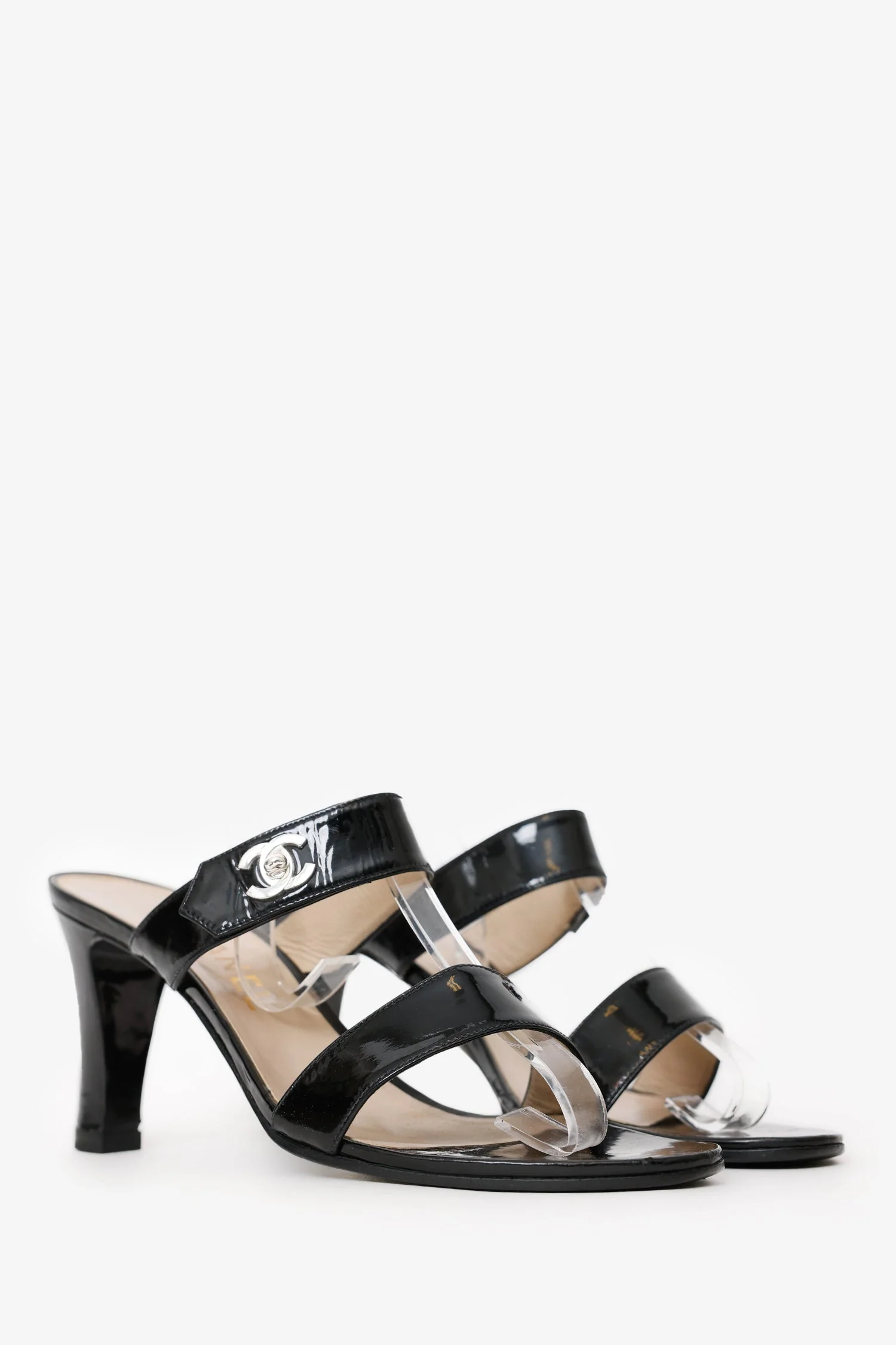 Pre-Loved Chanel™ Black Patent Turn Lock CC Heeled Sandals Size 39 - Image 2