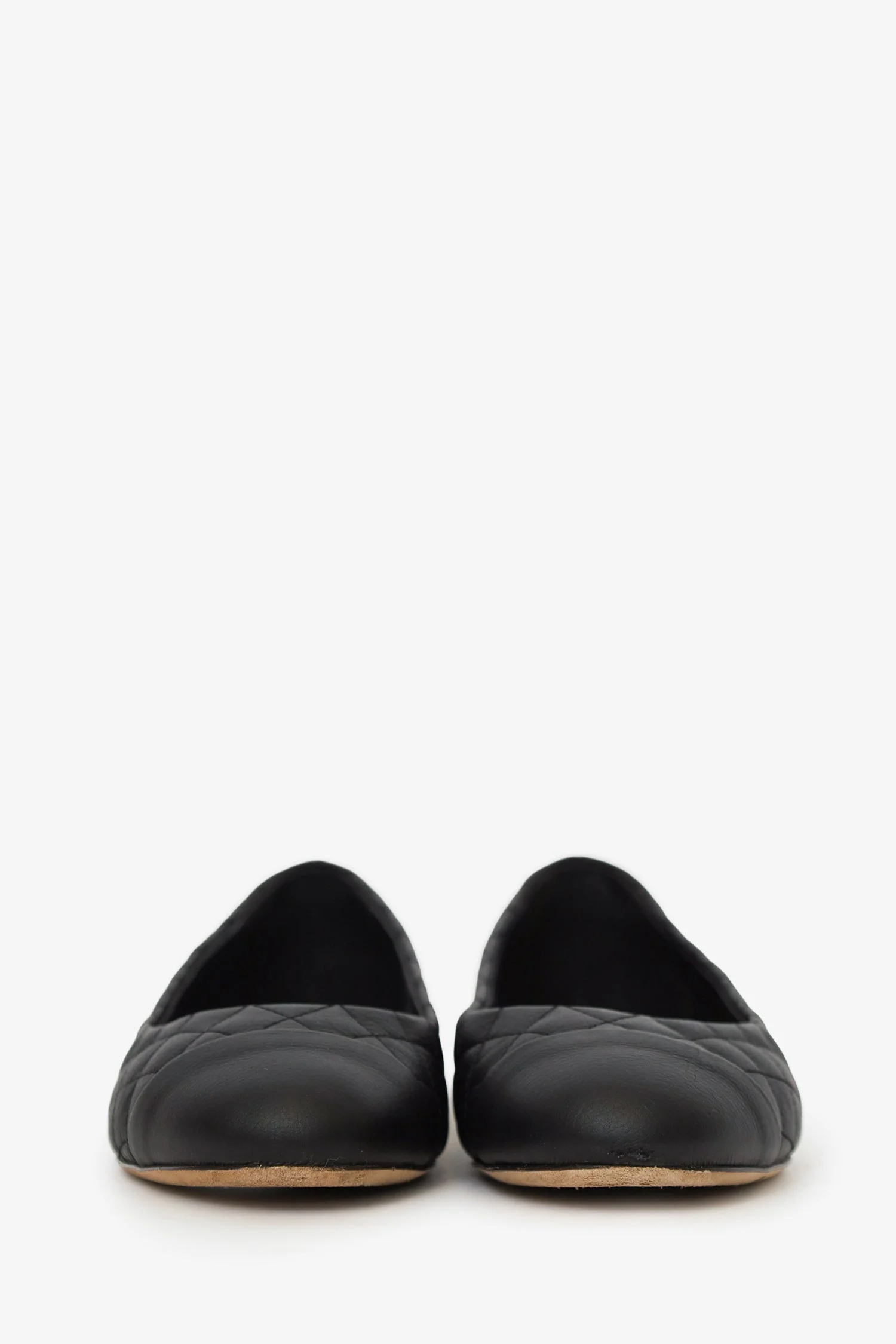 Pre-Loved Chanel™ Black Quilted Leather CC Cap Toe Ballet Flats Size 38 - Image 3