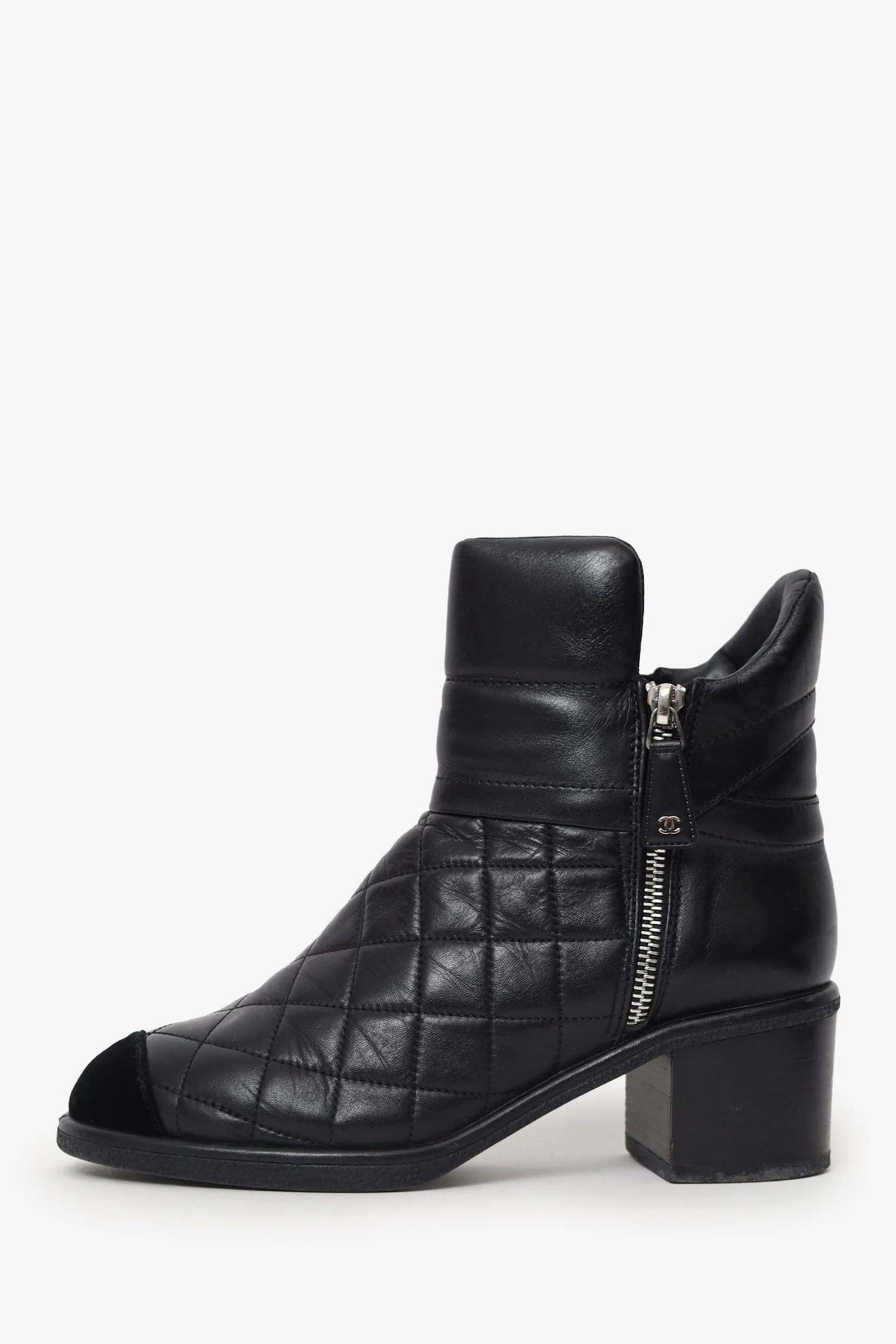 Pre-Loved Chanel™ Black Quilted Leather Velvet Cap Toe Ankle Boots Size 36 - Image 5