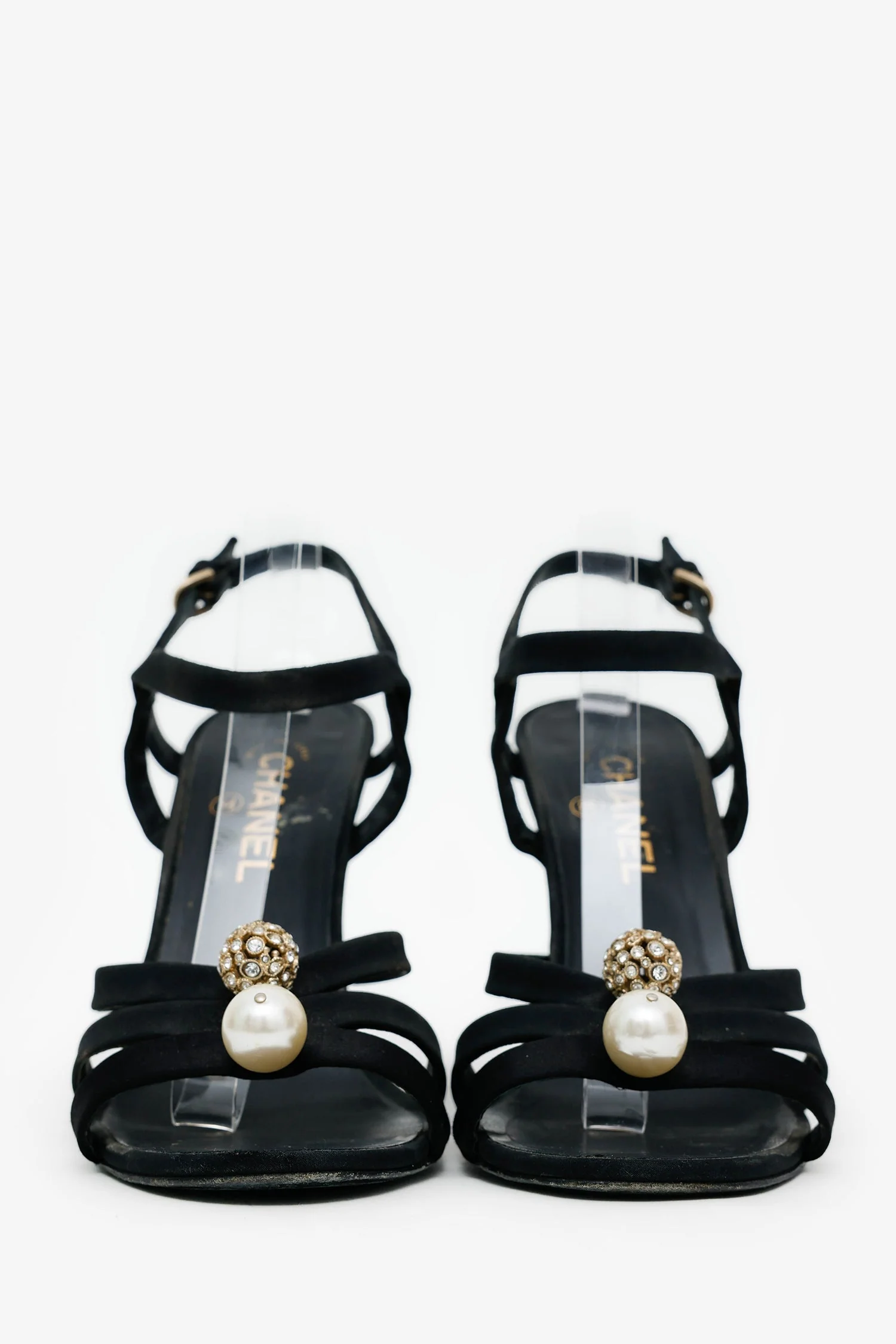 Pre-Loved Chanel™ Black Satin Pearl/Embellished CC Strappy Heels Size 40 - Image 3