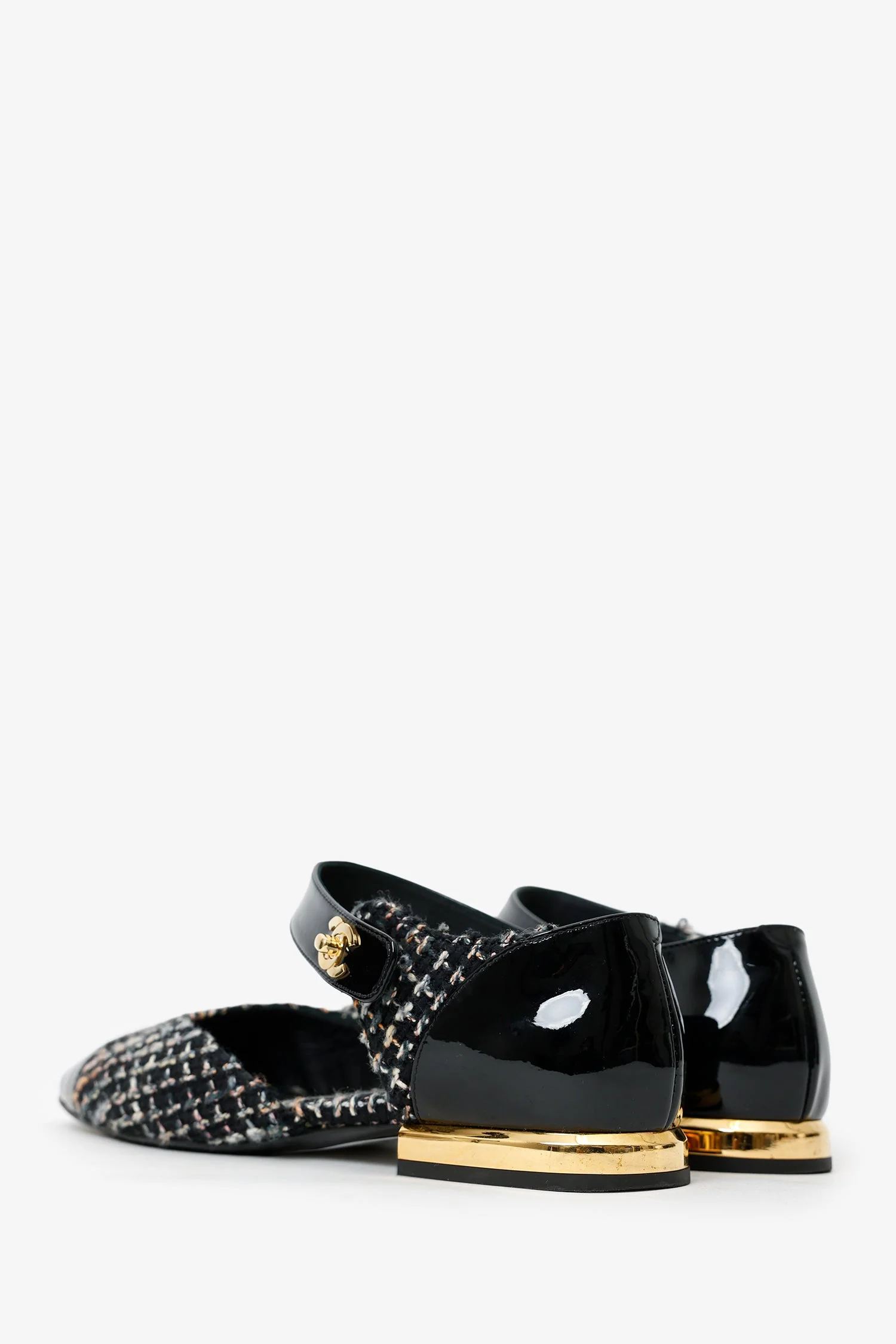 Pre-Loved Chanel™ Black Tweed CC Turn lock Mary Jane Ballet Flats Size 36 - Image 4