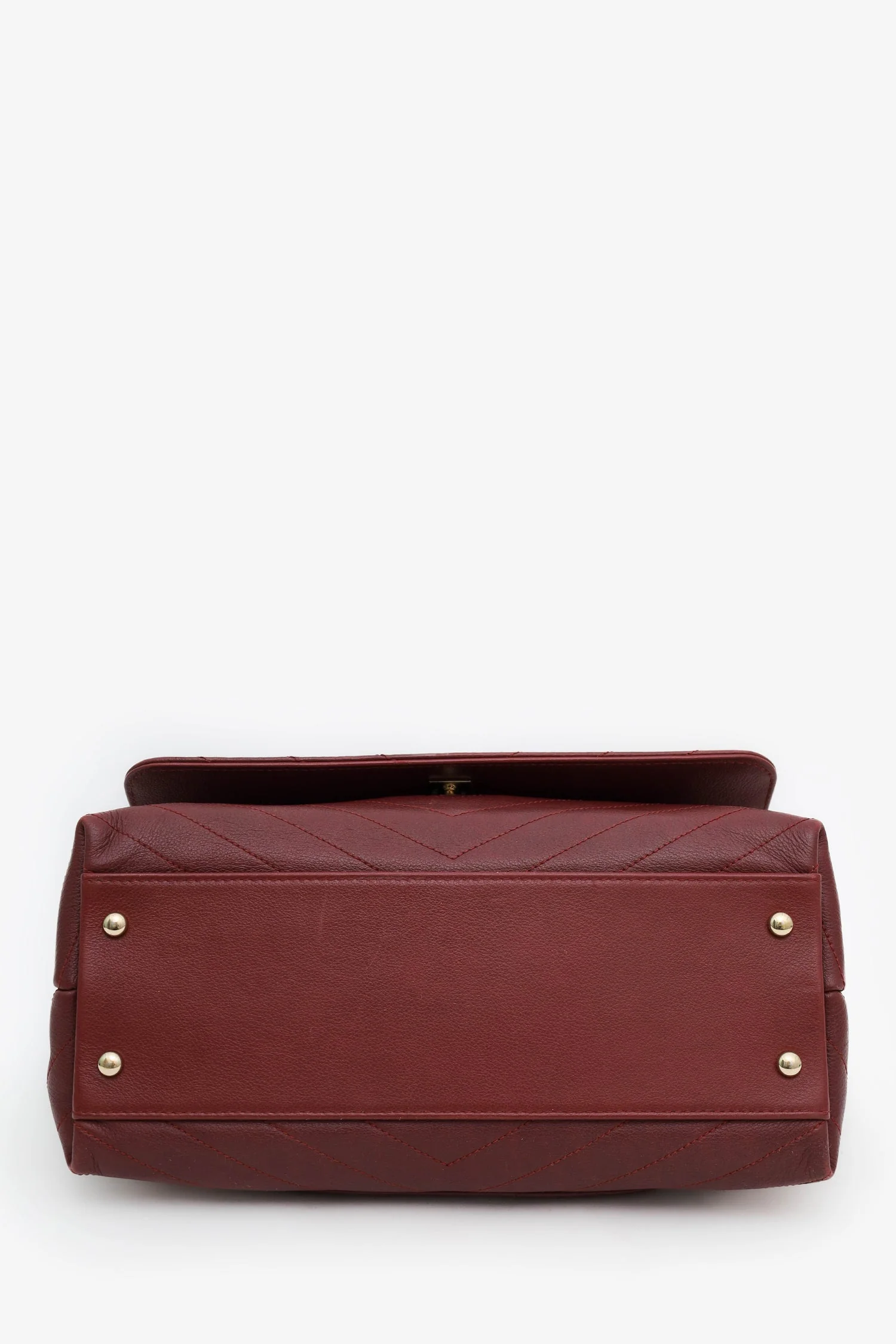 Chanel™ Burgundy Grained Calfskin Stitched Chevron Medium Chic Top Handle (Pre-Loved) - Image 5