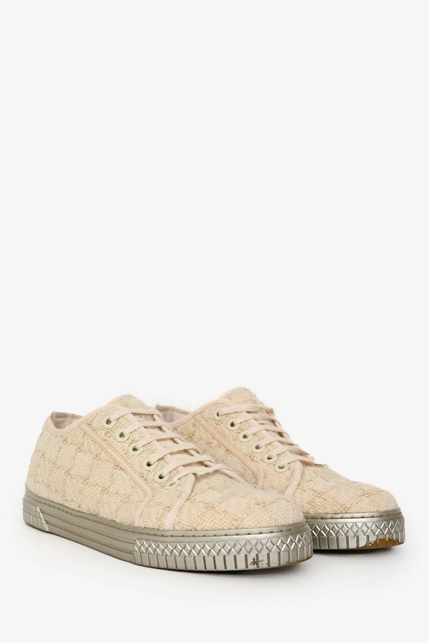 Pre-Loved Chanel™ Cream/Slilver Tweed Lace Up Sneaker Size 41 - Image 2