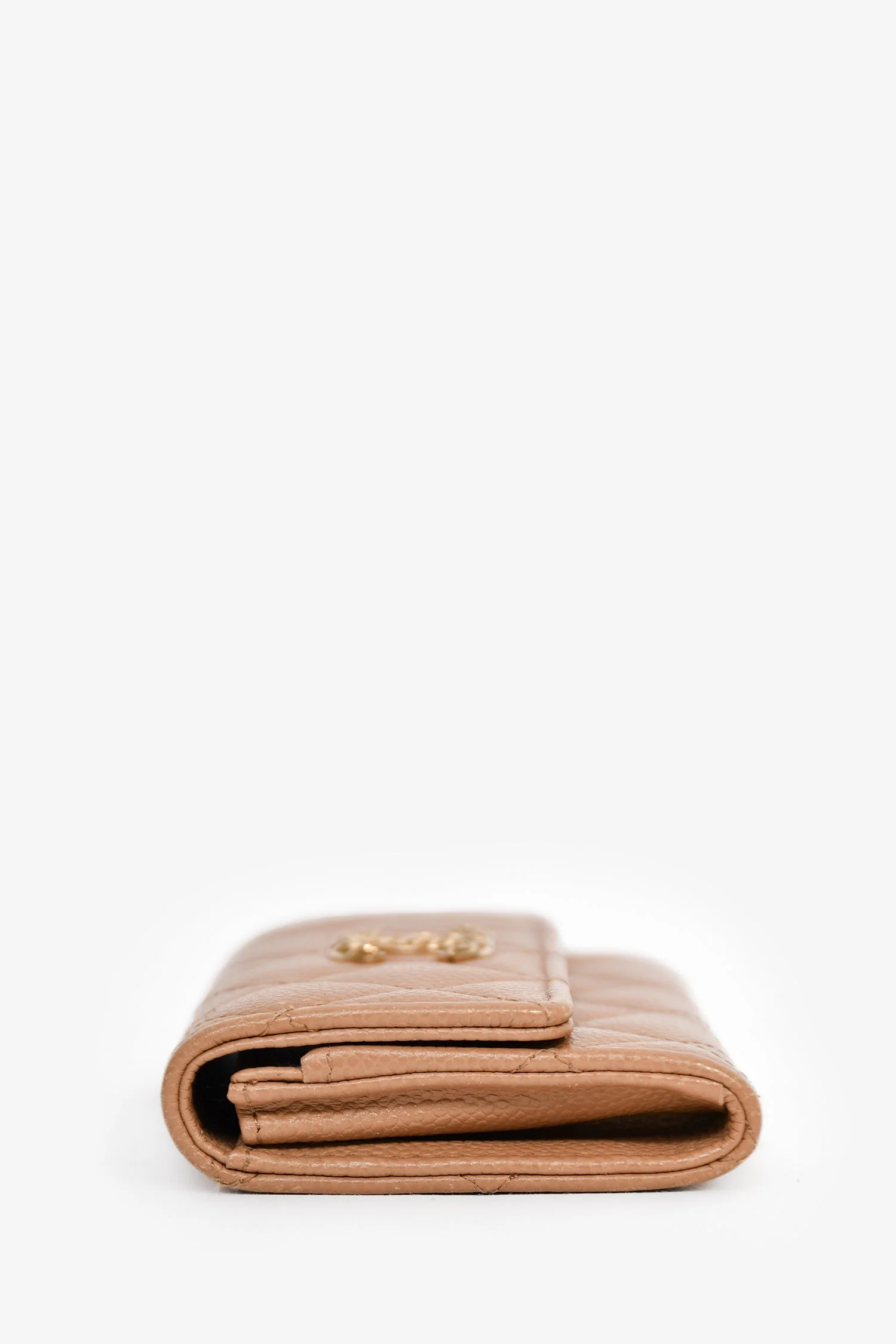 Pre-Loved Chanel™ Dark Beige Caviar Leather Card Holder - Image 4