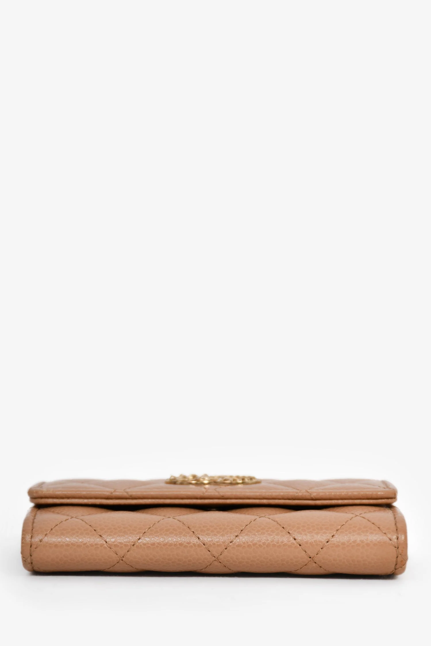 Pre-Loved Chanel™ Dark Beige Caviar Leather Card Holder - Image 5