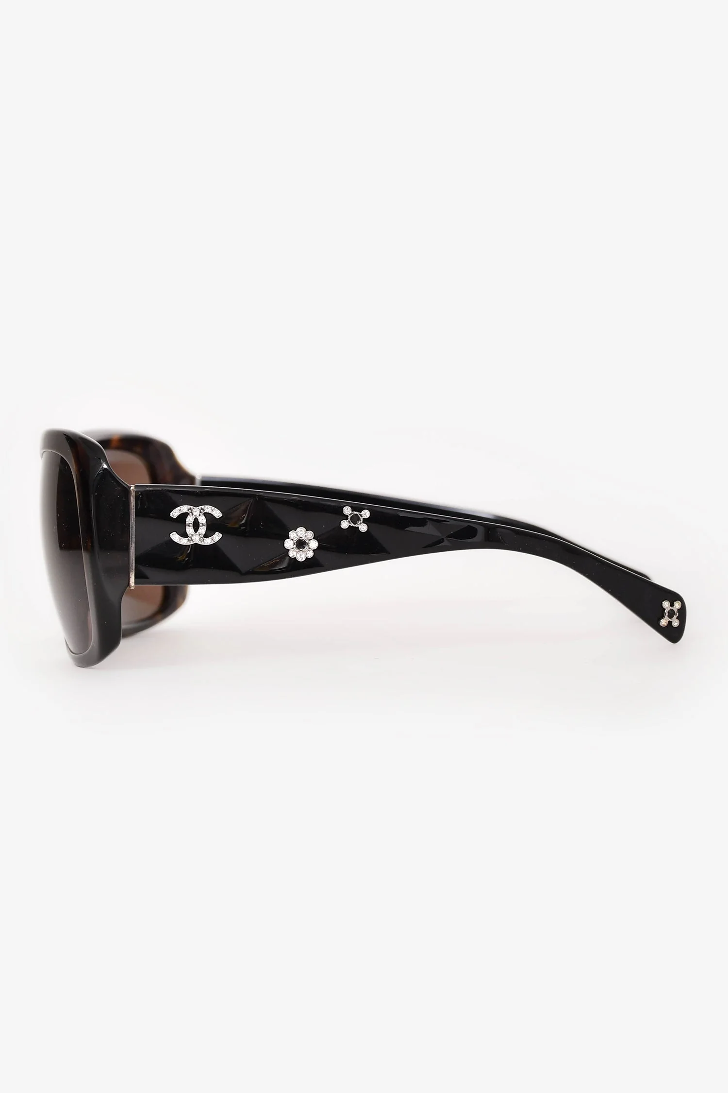 Pre-Loved Chanel™ Dark Brown Tortoise Crystal Embellished CC Sunglasses - Image 3