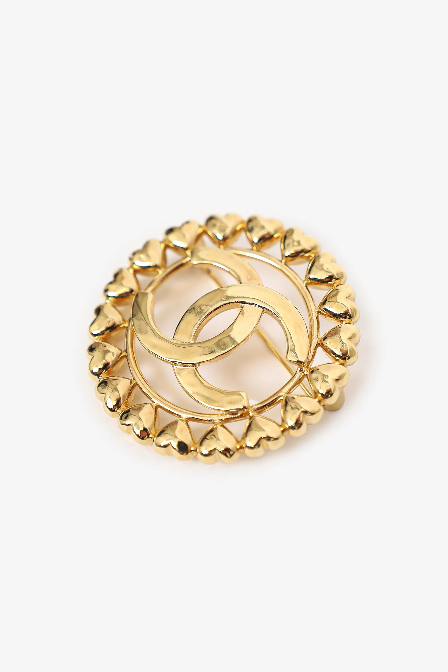 Pre-Loved Chanel™ Gold CC Heart Brooch - Image 2