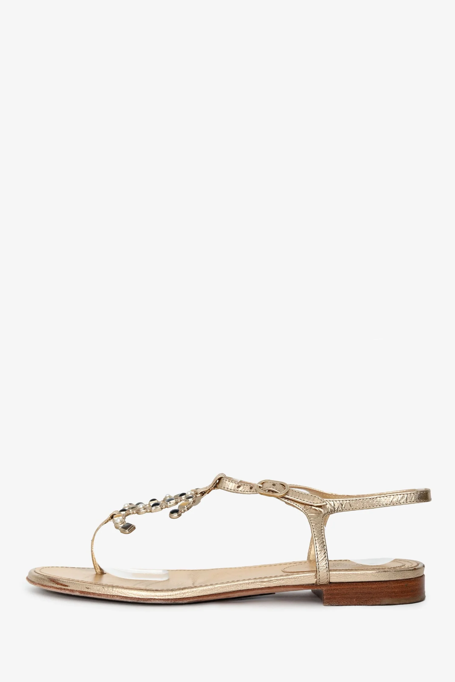 Pre-Loved Chanel™ Gold Leather CC Logo T-Strap Sandals Size 37 - Image 5