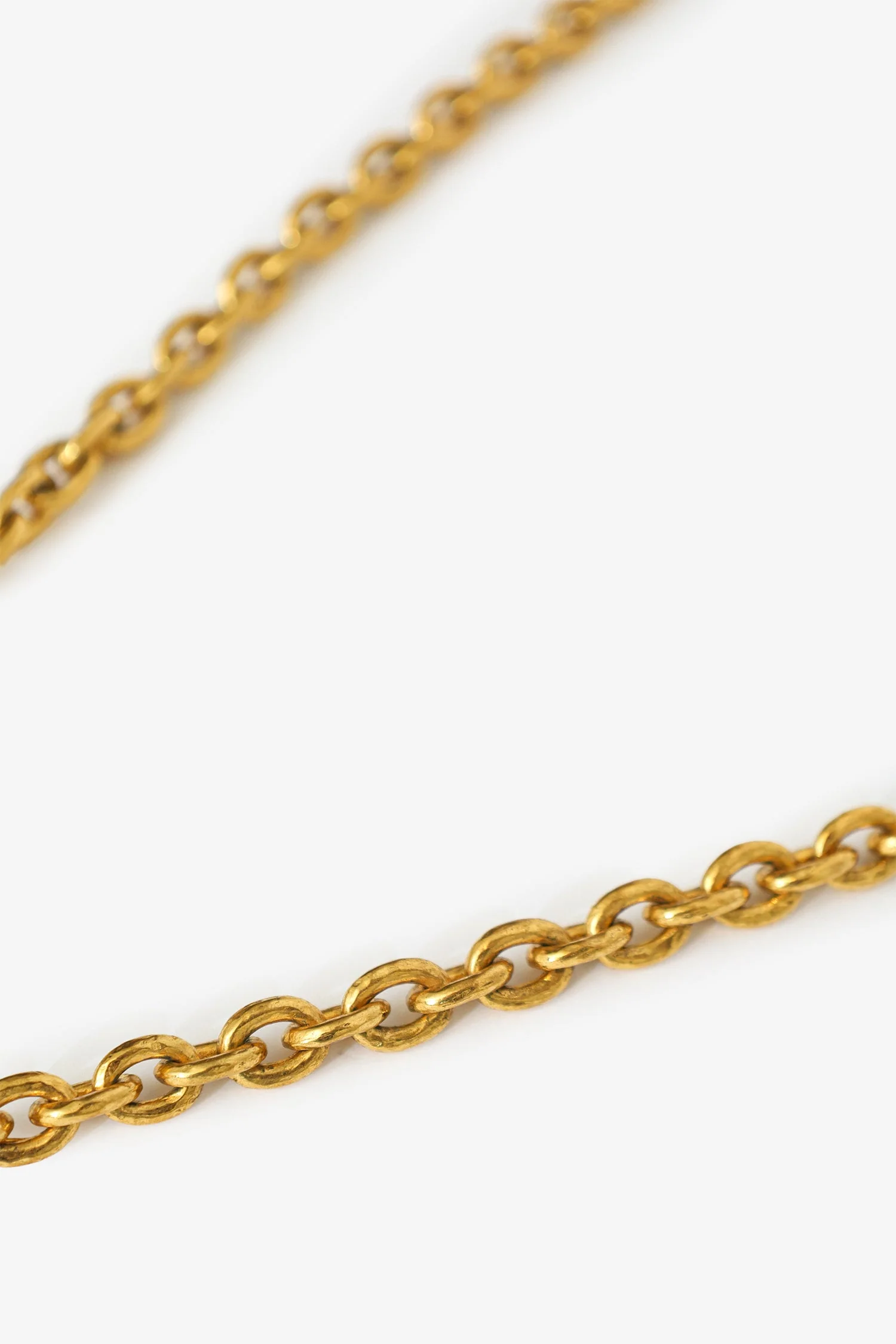 Pre-Loved Chanel™ Gold-tone 1994 Medallion CC Pendant Necklace - Image 4