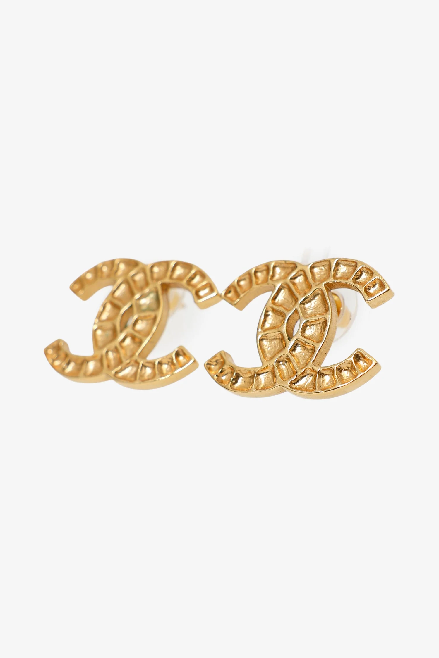 Pre-Loved Chanel™ Gold Tone CC Earrings - Image 3