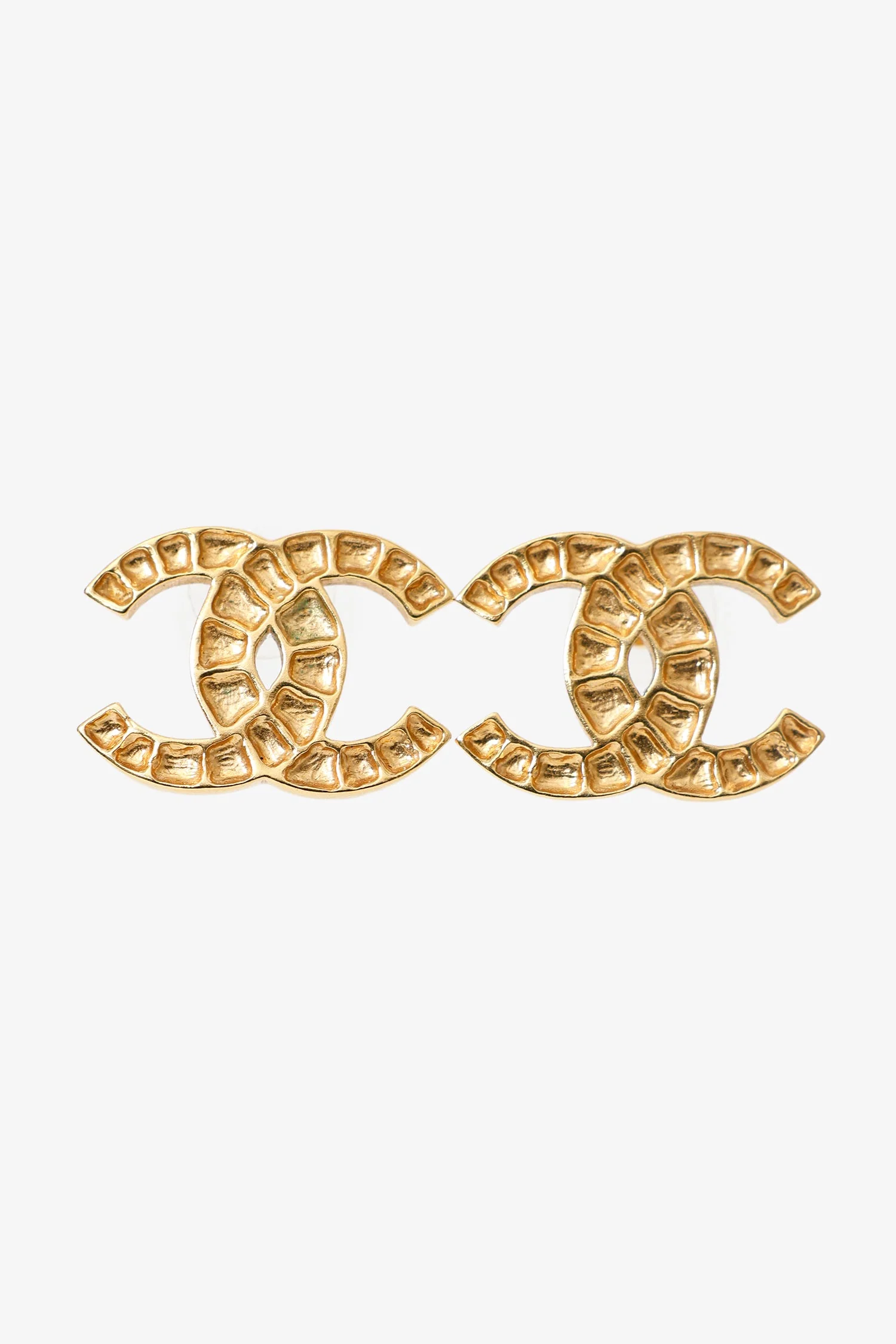 Pre-Loved Chanel™ Gold Tone CC Earrings - Image 4