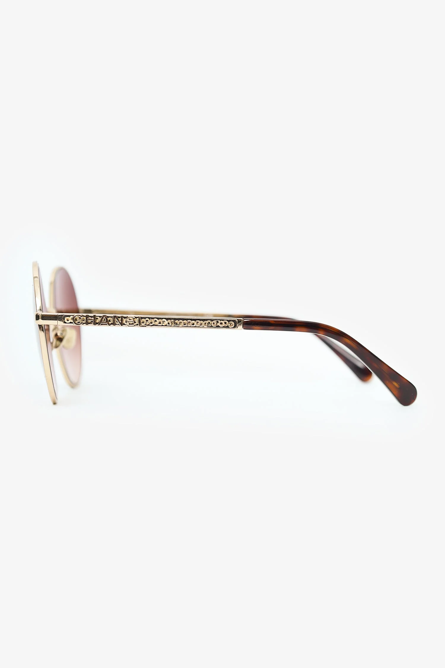 Pre-Loved Chanel™ Gold-tone Frame Round Sunglasses - Image 3