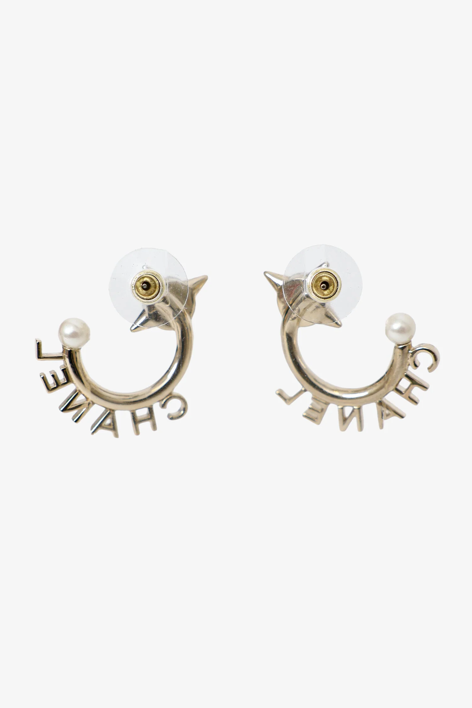 Pre-Loved Chanel™ Gold Tone Pearl Logo Hoop Earrings - Image 3