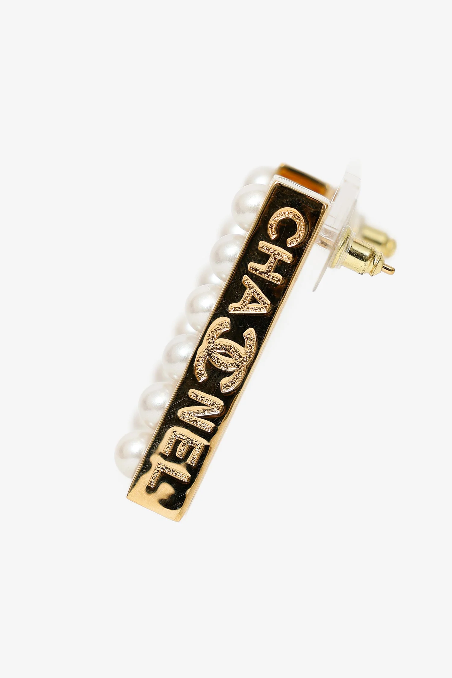 Pre-Loved Chanel™ Gold Tone Pearl Stud Bar Earrings - Image 3