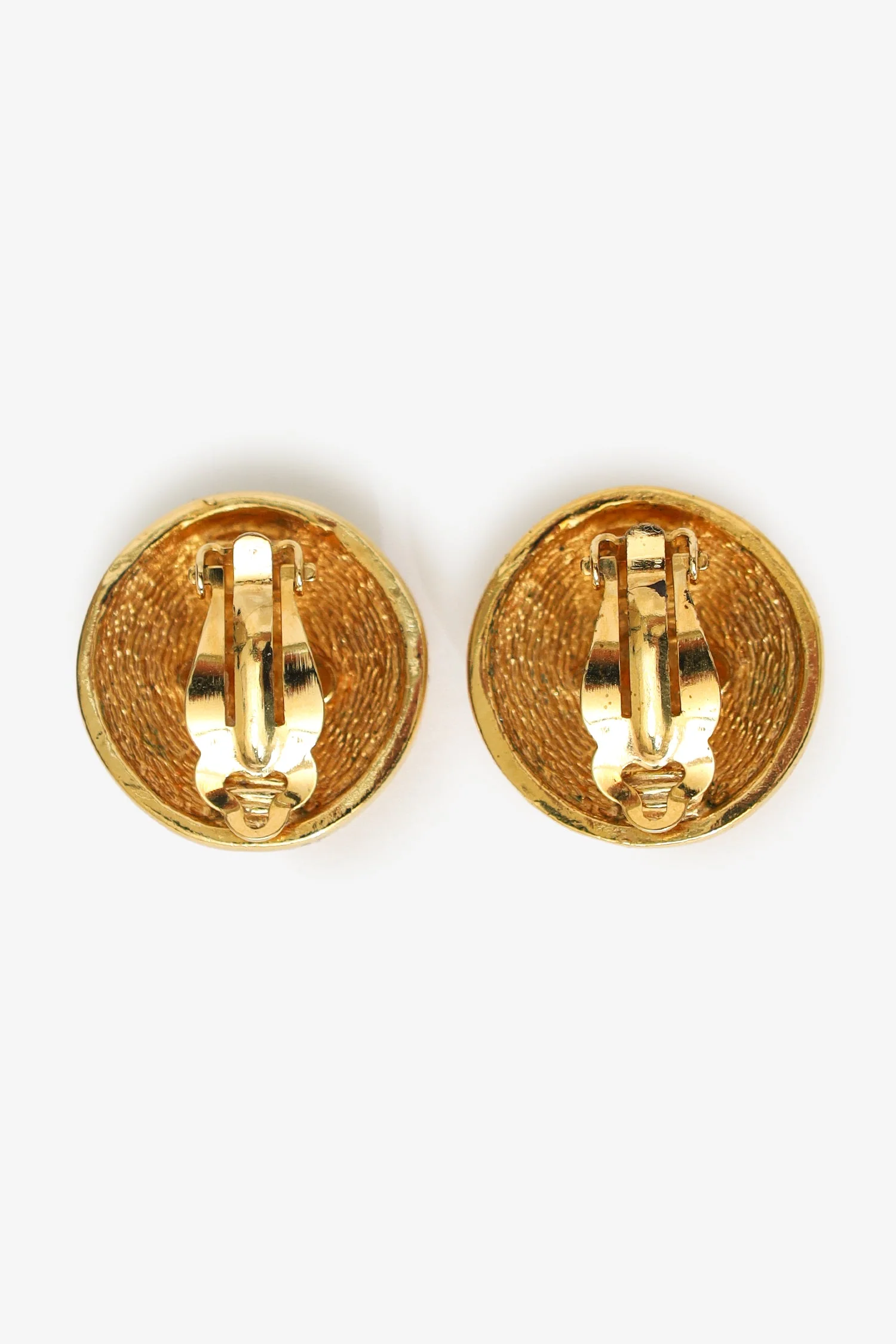 Pre-Loved Chanel™ Gold-tone Quilted Coco Mark Matelassé Round Clip-on Earrings - Image 3